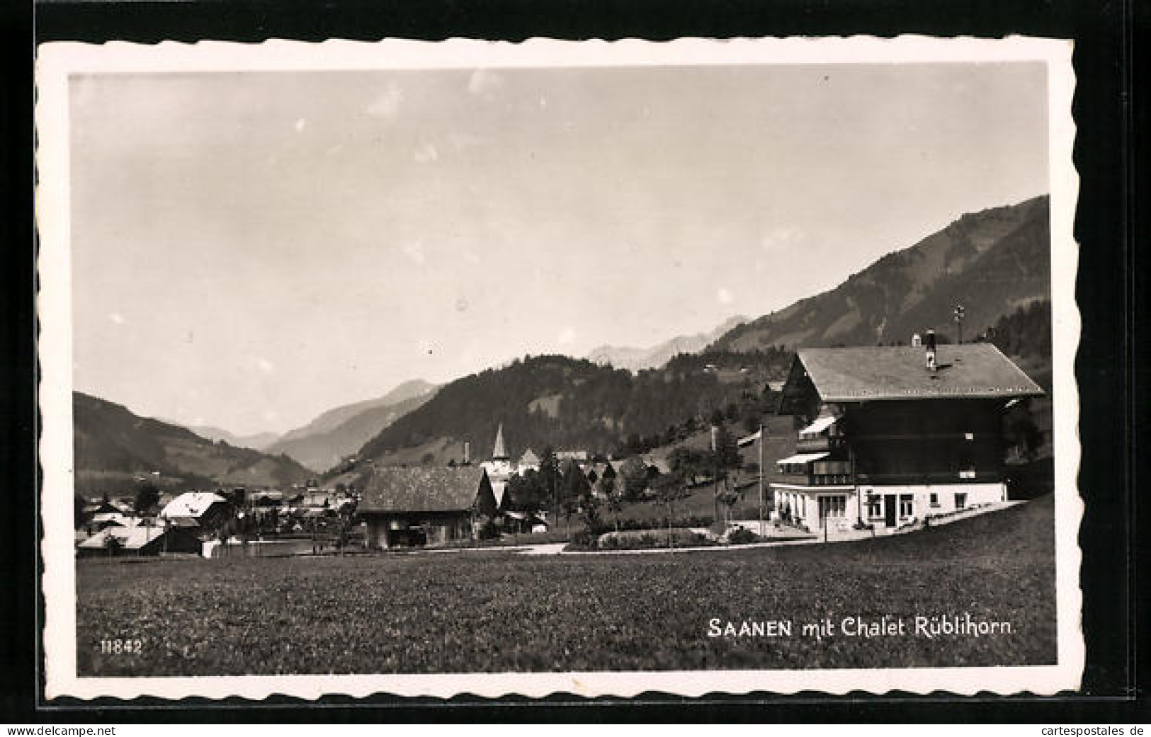 AK Saanen, Ortsansicht Mit Chalet Rüblihorn  - Autres & Non Classés