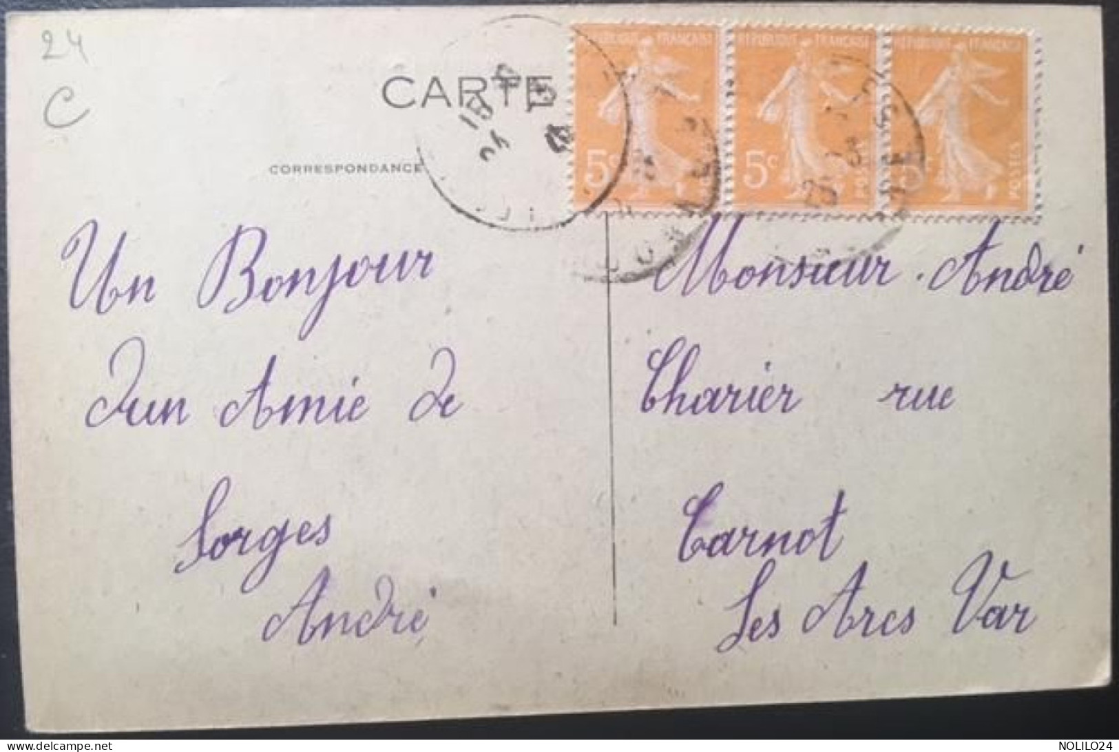 Cpa 24 Dordogne, SORGES, Place Du Champ De Foire, Chiens, Poules, Charrette, écrite En 1925 - Autres & Non Classés