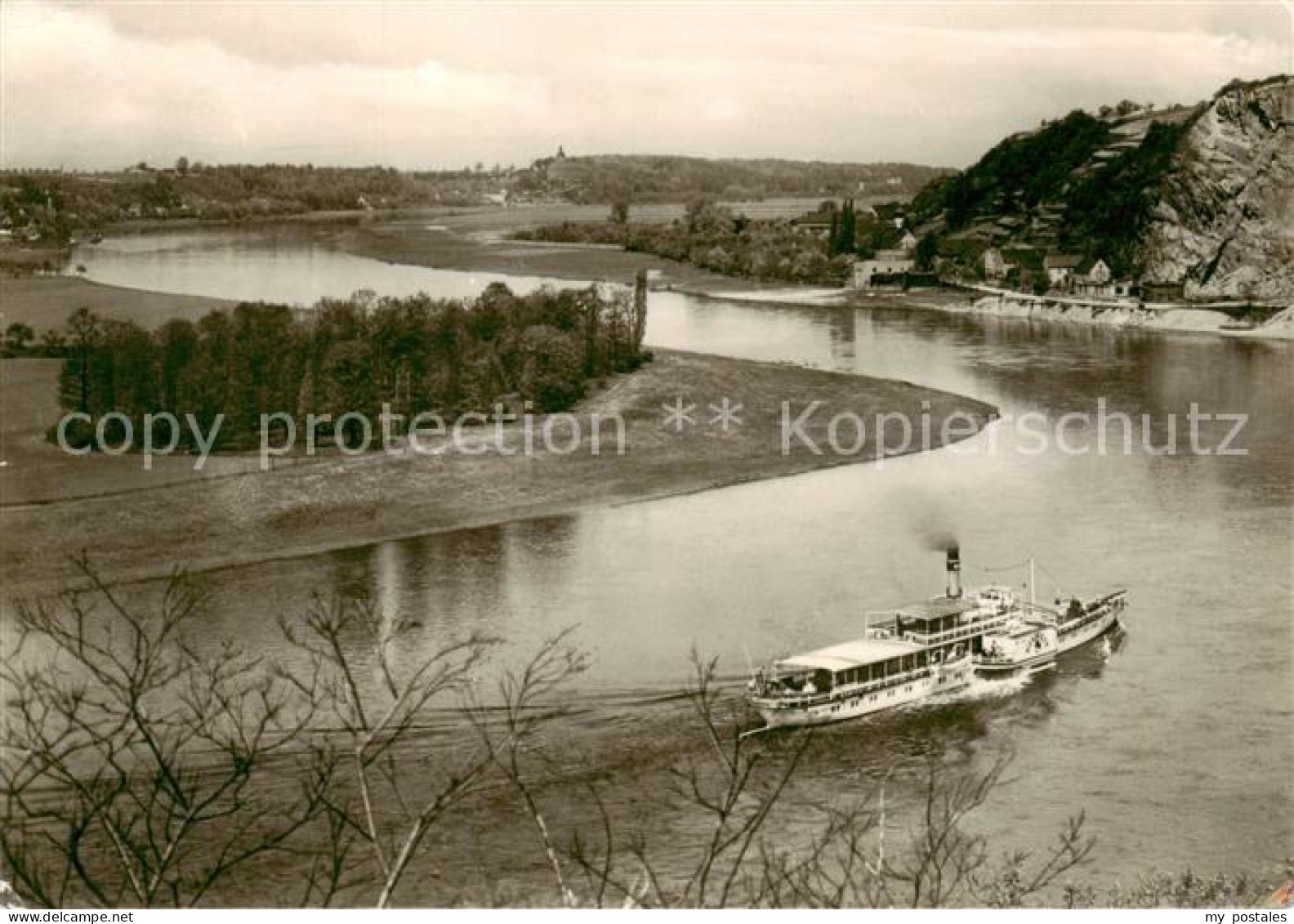 73832735 Diesbar-Seusslitz Grosser Elbebogen Am Boesen Bruder Fahrgastschiff Die - Diesbar-Seusslitz