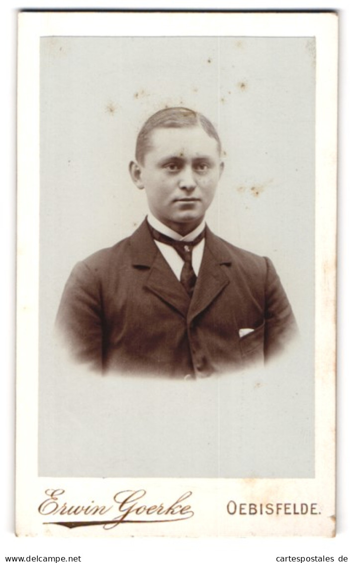 Fotografie Erwin Goerke, Oebisfelde, Junger Mann Mit Seitenscheitel Und Krawatte  - Anonymous Persons