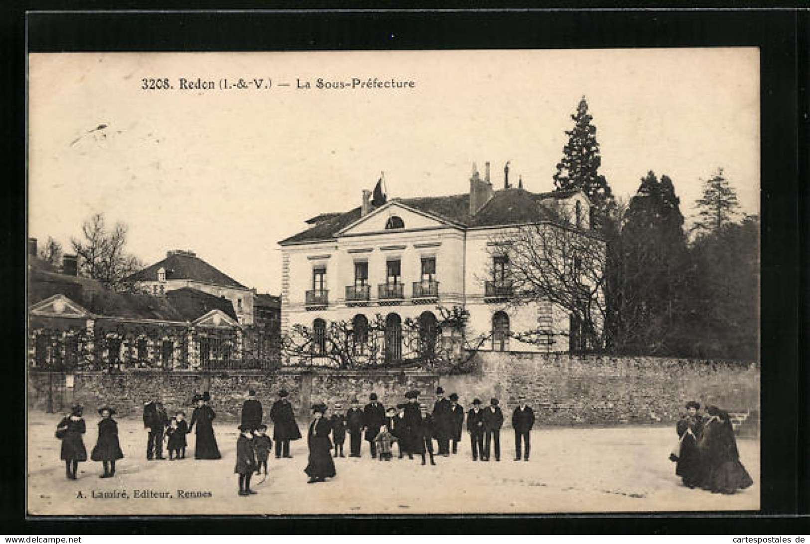 CPA Redon, La Sous-Préfecture  - Redon