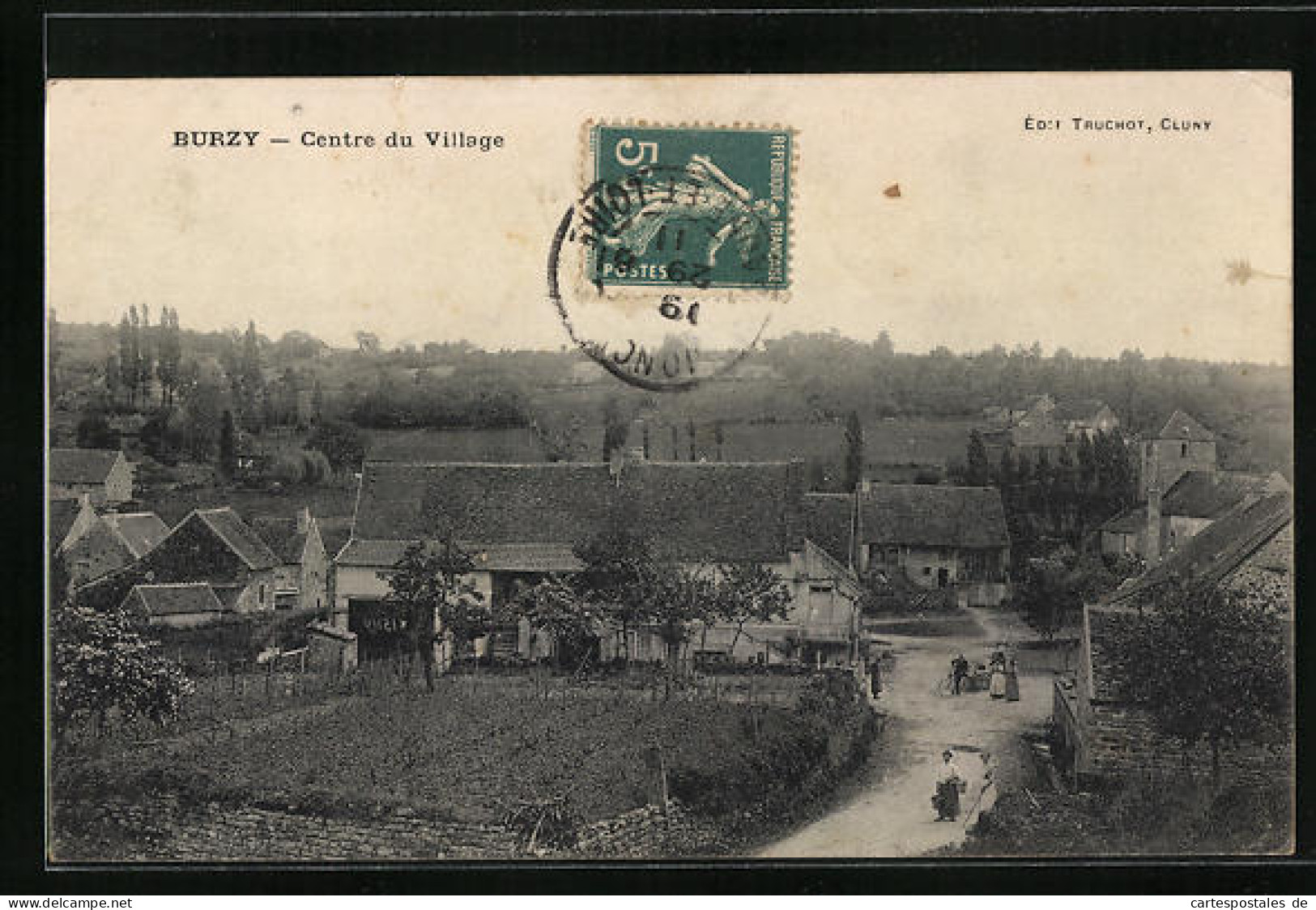 CPA Burzy, Centre Du Village  - Other & Unclassified