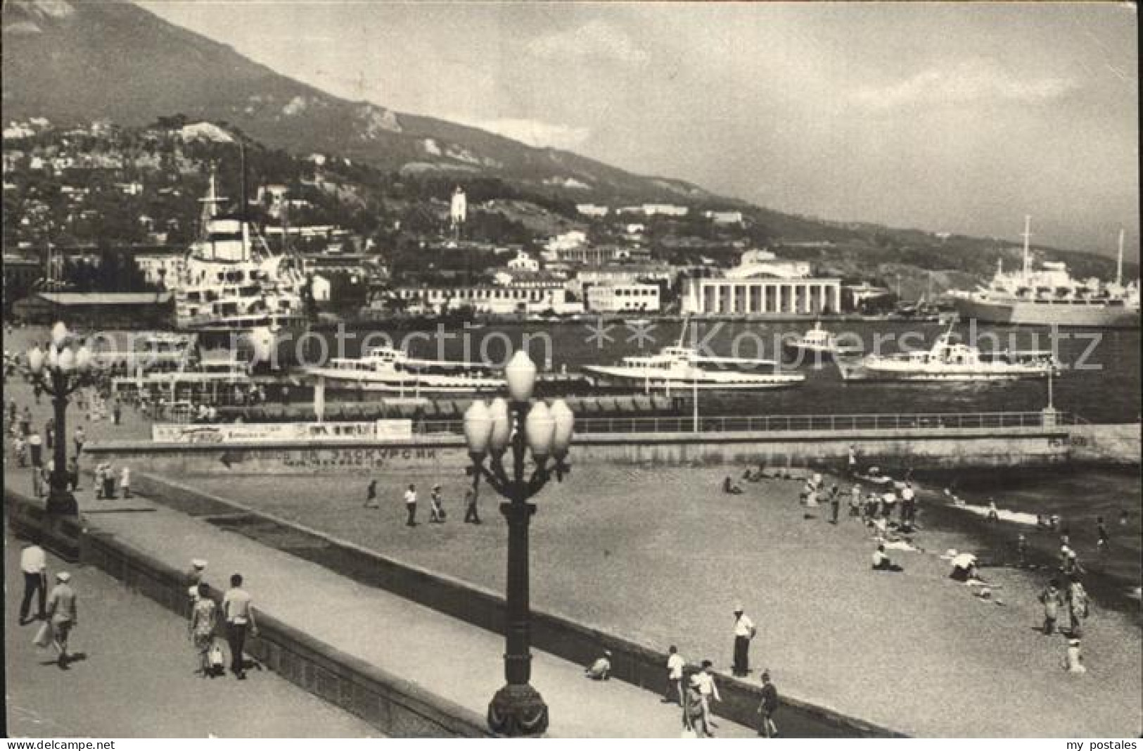 72521891 Jalta Yalta Krim Crimea Hafen   - Ukraine