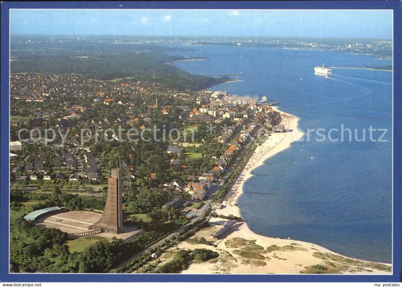 72521769 Laboe Fliegeraufnahme Marine-Ehrenmal Laboe - Laboe