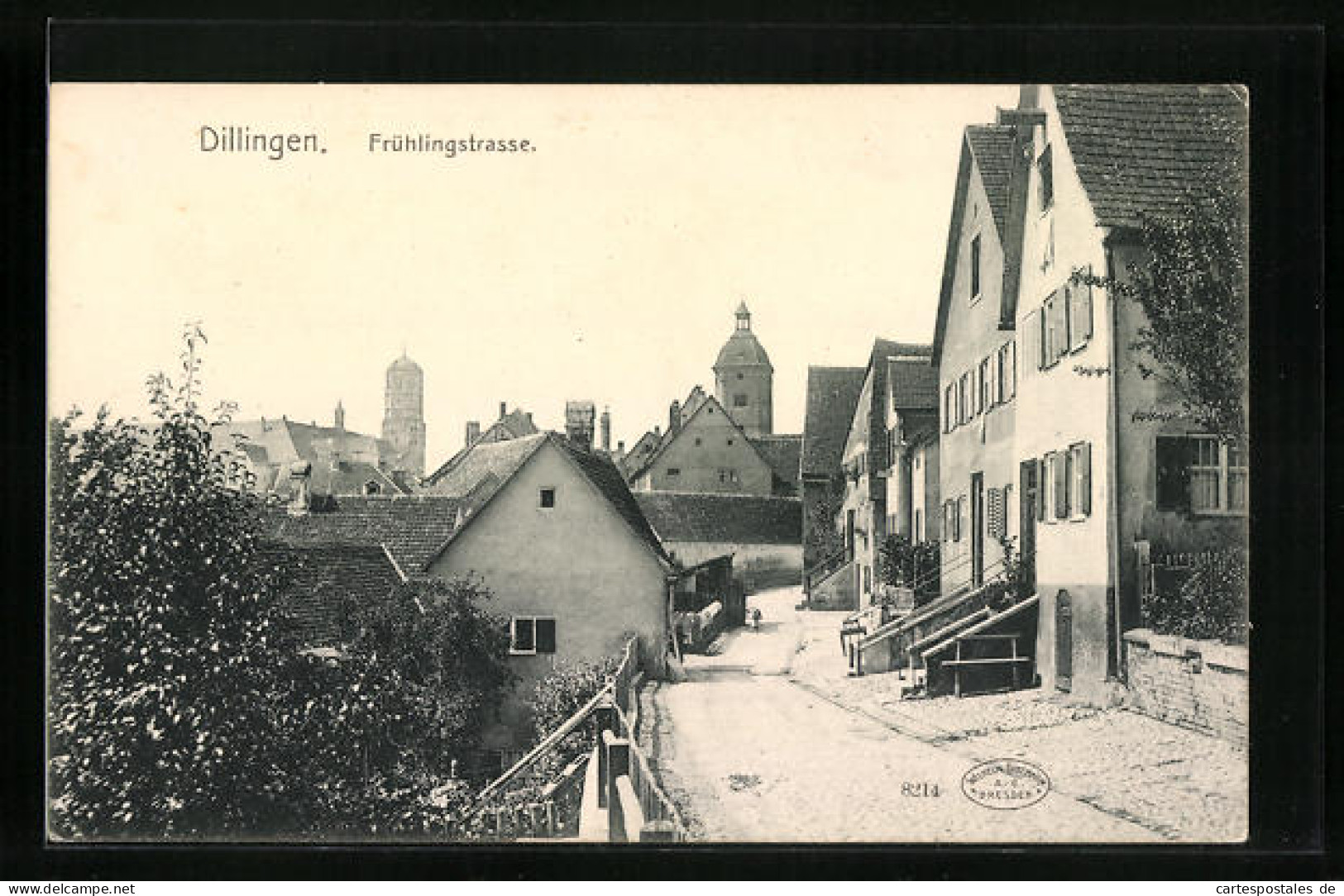 AK Dillingen, Strassenpartie Der Gepflasterten Frühlingsstrasse  - Dillingen