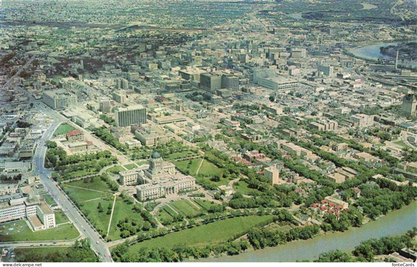 73976981 Winnipeg Aerial View With The Impressive Legislative Building - Non Classés
