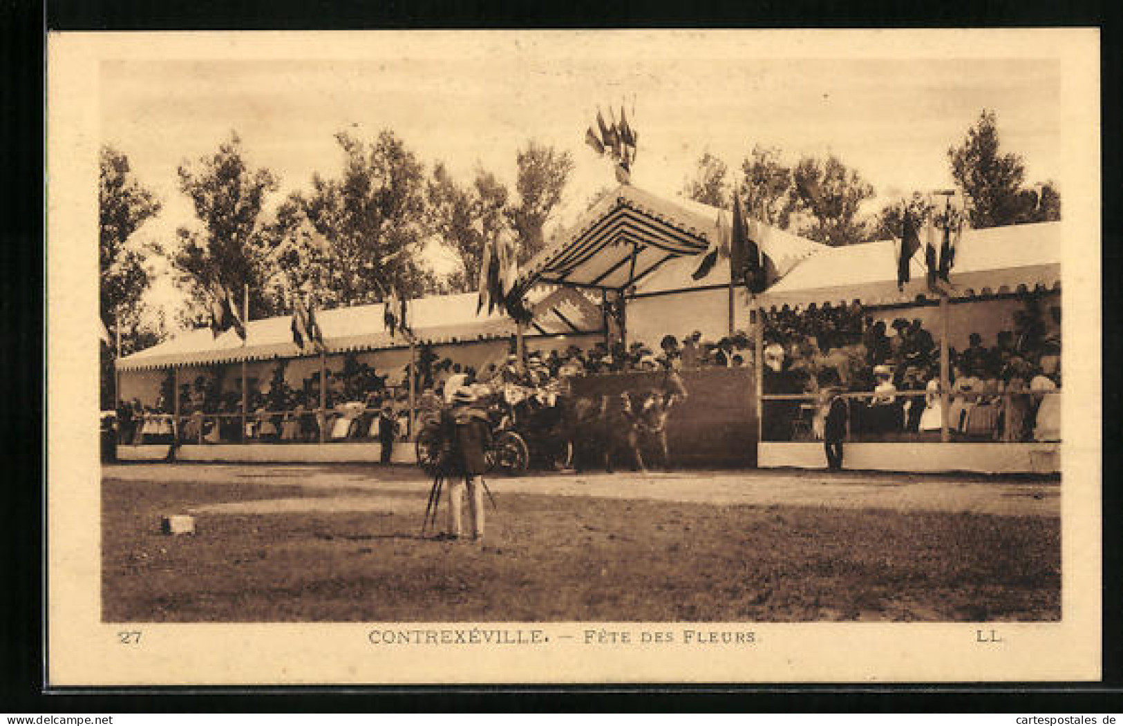 CPA Contrexéville, Fete Des Fleurs  - Autres & Non Classés