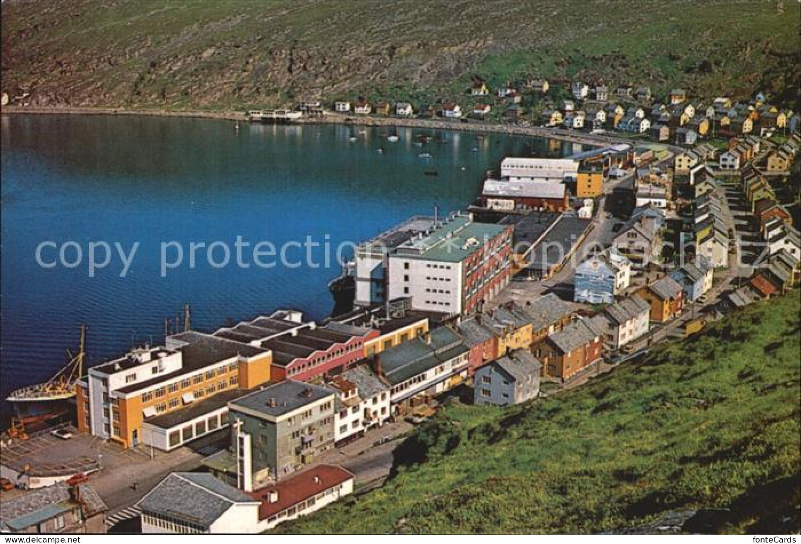 72576392 Hammerfest Bucht Hafen Hammerfest - Norway