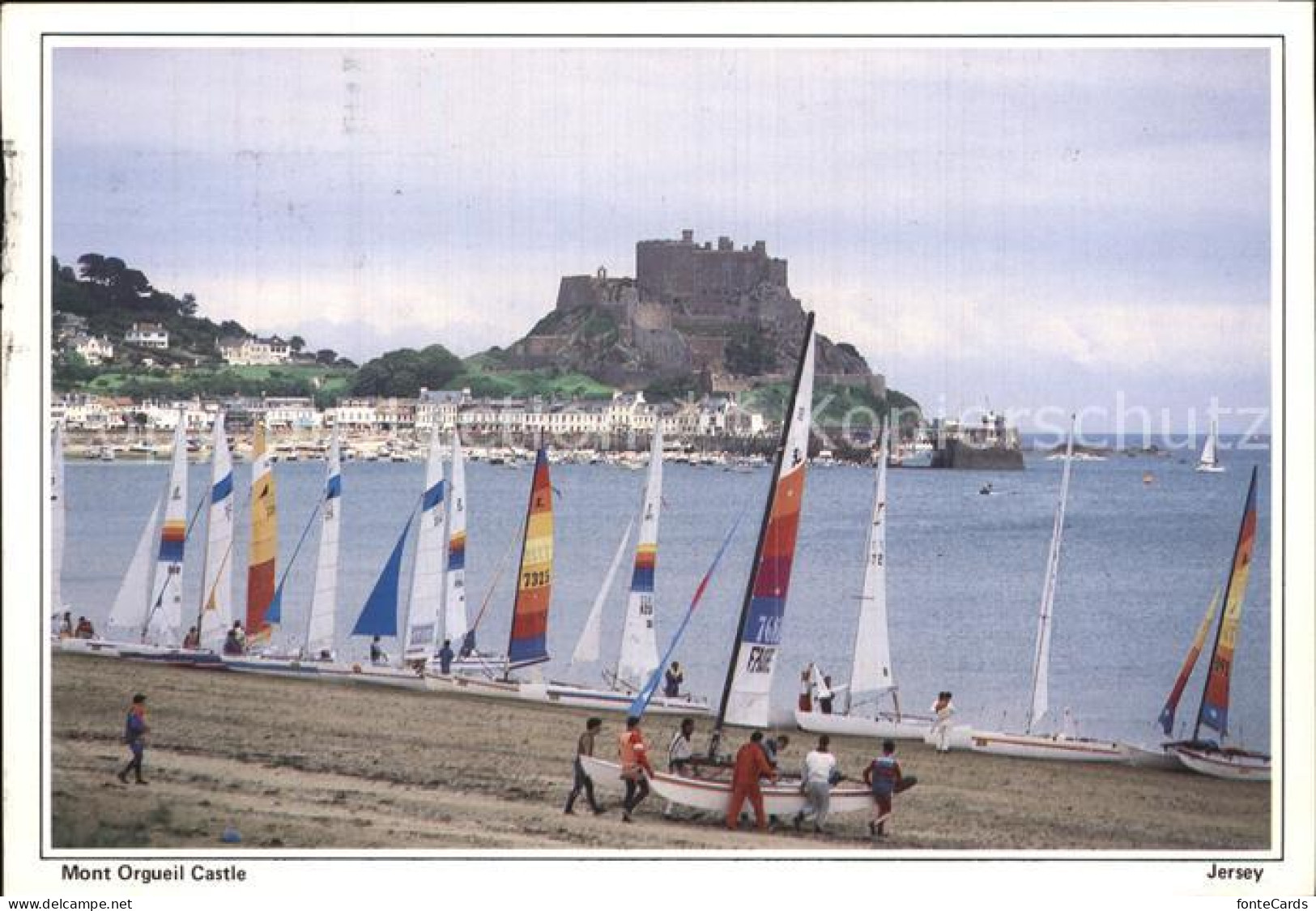 72562620 Jersey_City Mont Orgueil Castle Segelboote - Other & Unclassified