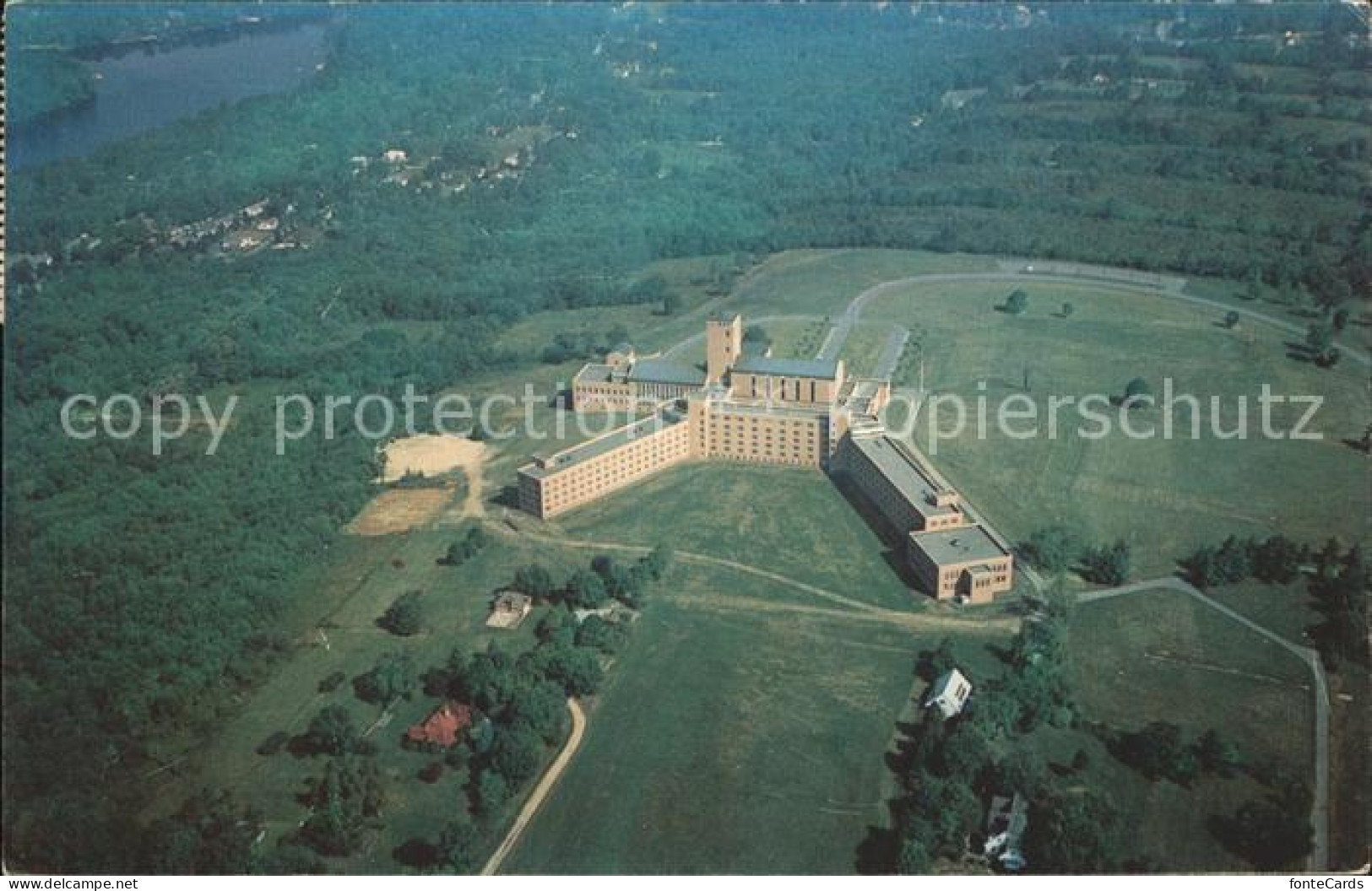 71940926 Shrub_Oak Loyola Seminary College Of Fordham University Aerial View - Sonstige & Ohne Zuordnung