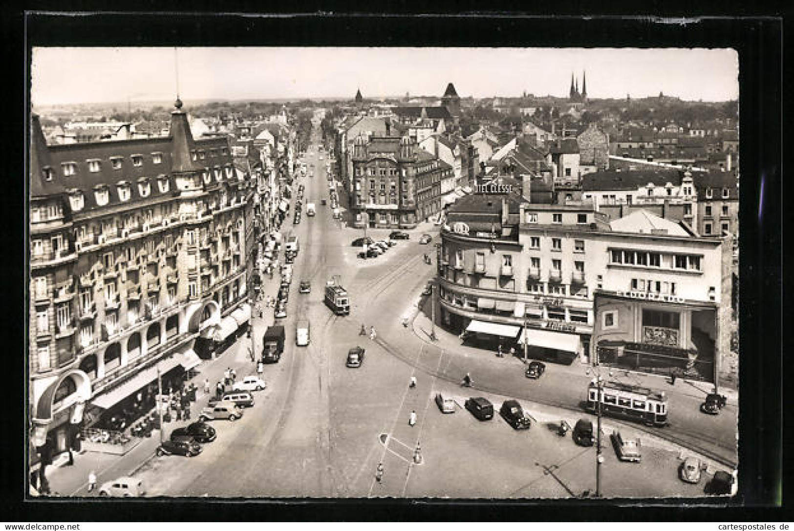 AK Luxembourg, Avenuede La Liberté Et Vue Genérale, Strassenbahn  - Tramways