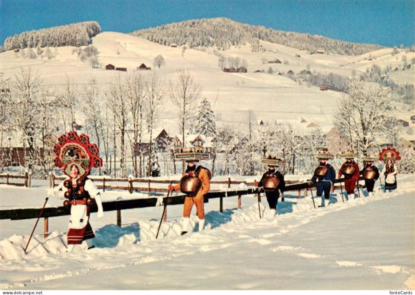 13931843 Urnaesch_AR Appenzeller Brauchtum Klausengruppe Trachten Winterlandscha - Autres & Non Classés