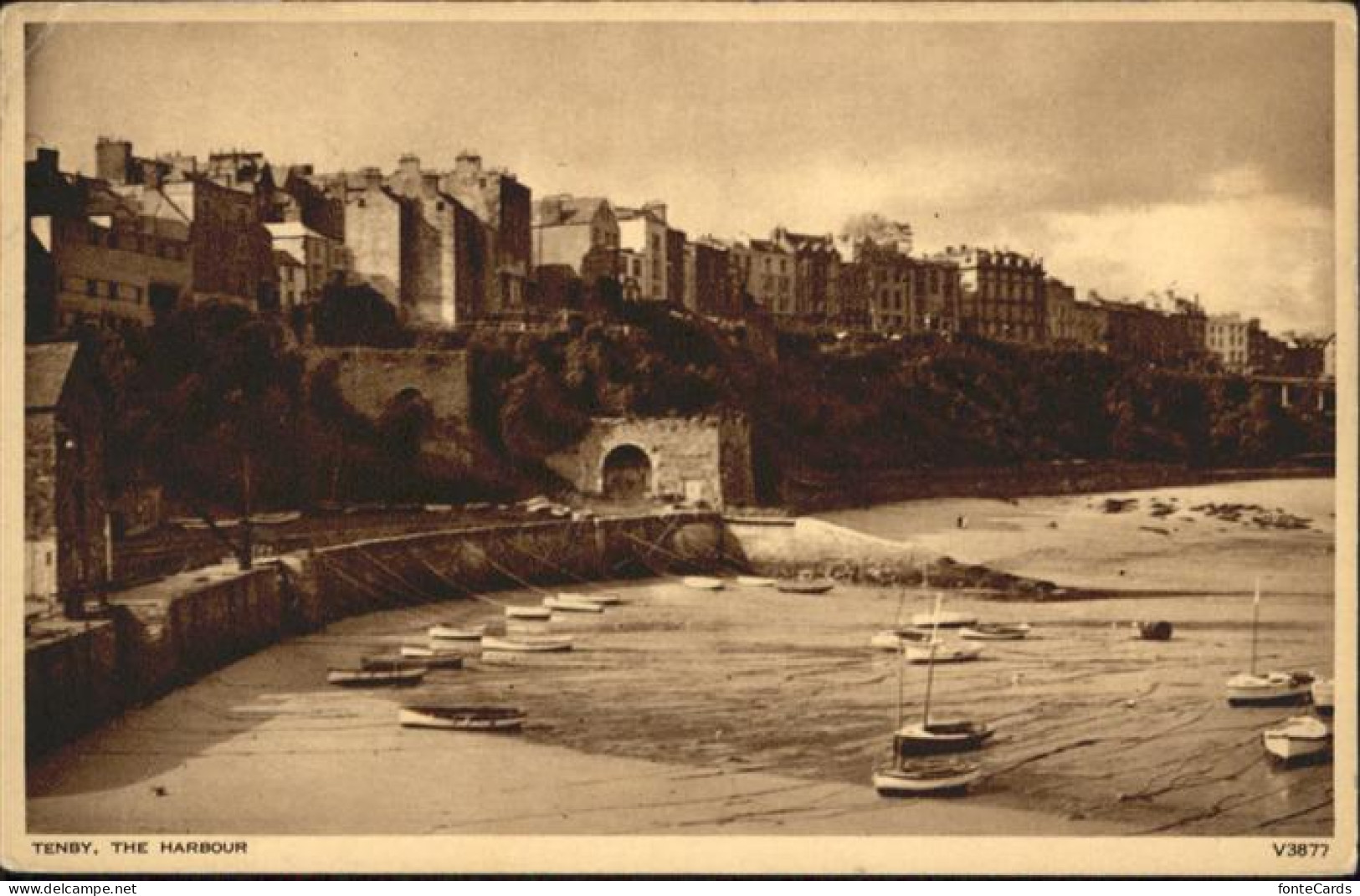 10990083 Tenby Harbour Schiff Pembrokeshire - Sonstige & Ohne Zuordnung