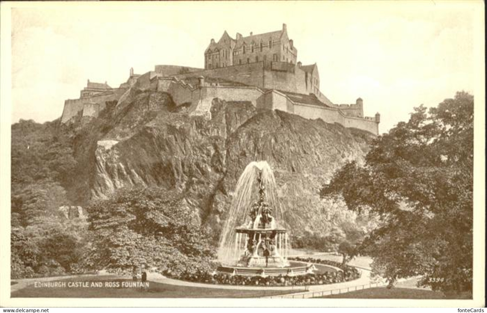10989997 Edinburgh Castle Ross Fountain Edinburgh - Other & Unclassified