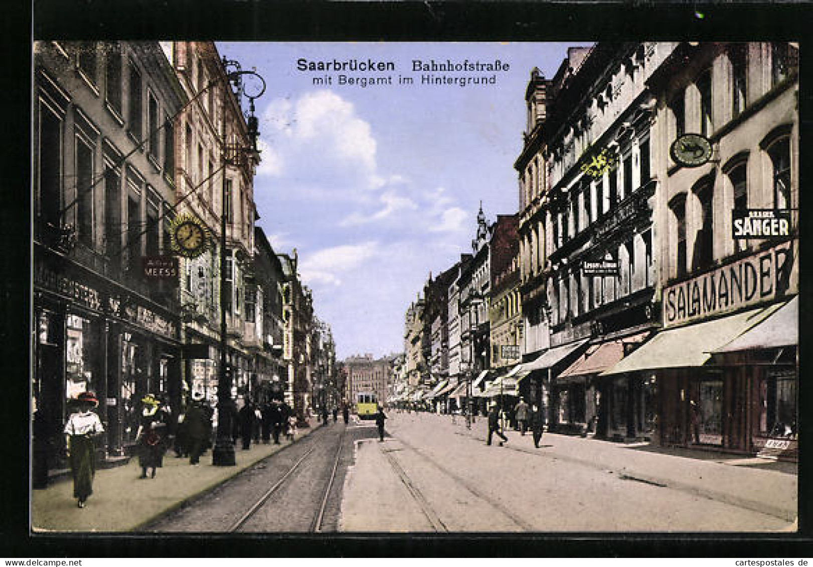 AK Saarbrücken, Bahnhofstrasse Mit Geschäften Und Strassenbahn, Im Hintergrund Bergamt  - Tramways