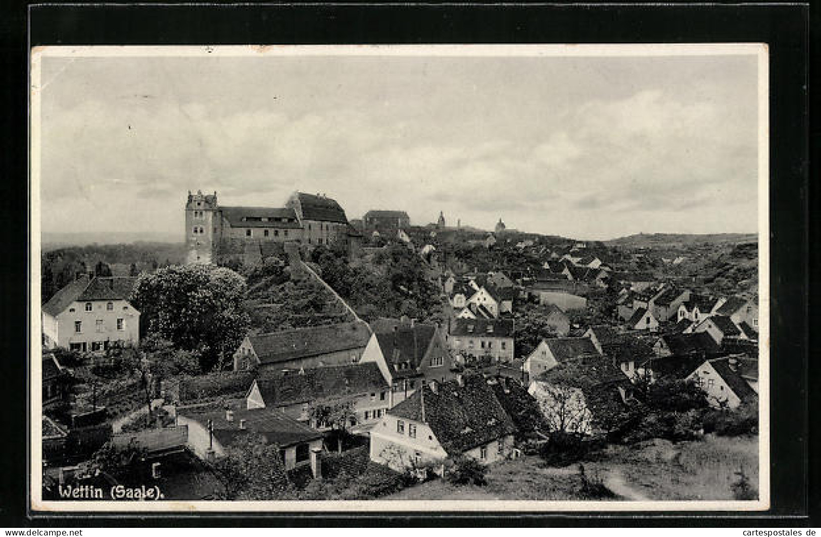 AK Wettin /Saale, Ortsansicht Aus Der Vogelschau  - Wettin