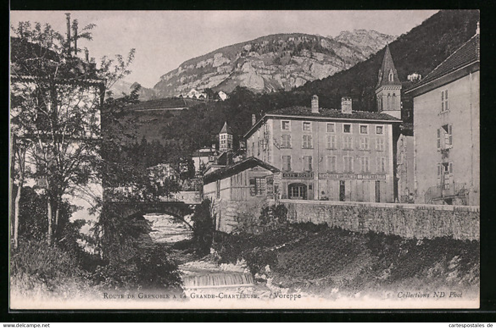 CPA Voreppe, Route De Grenoble à La Grande Chartreuse  - Voreppe