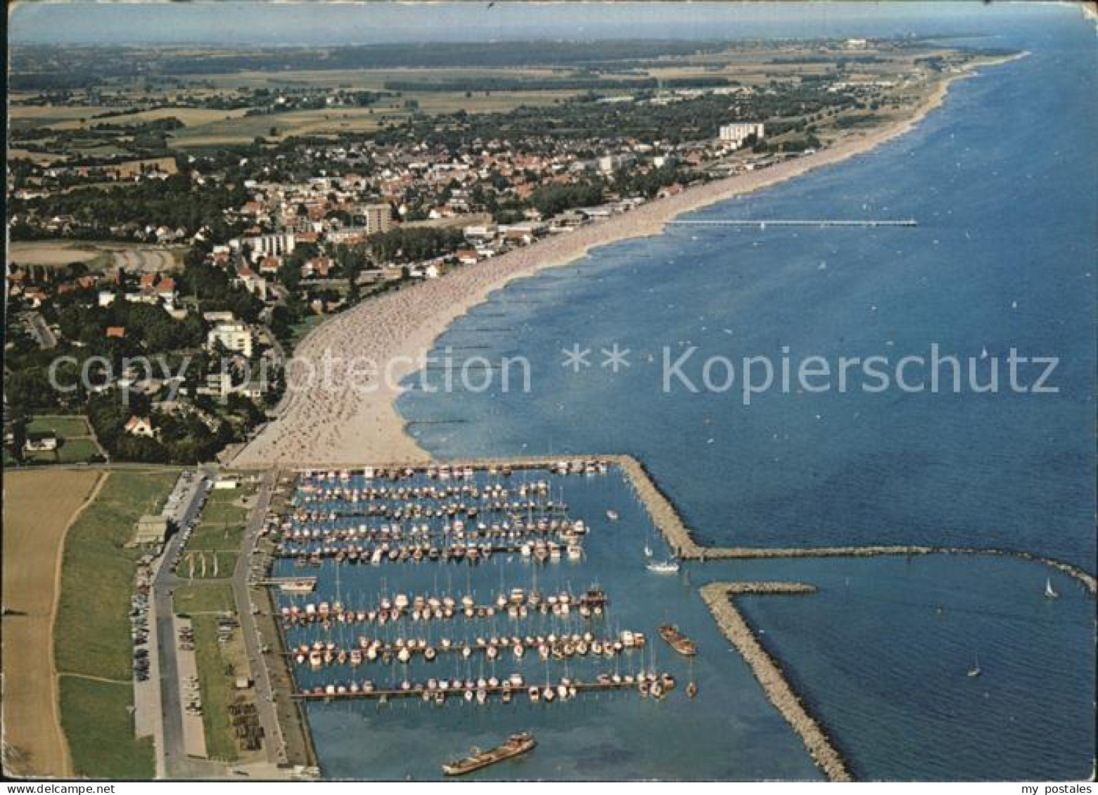 72520963 Groemitz Ostseebad Luftaufnahme Brenkenhagen - Grömitz