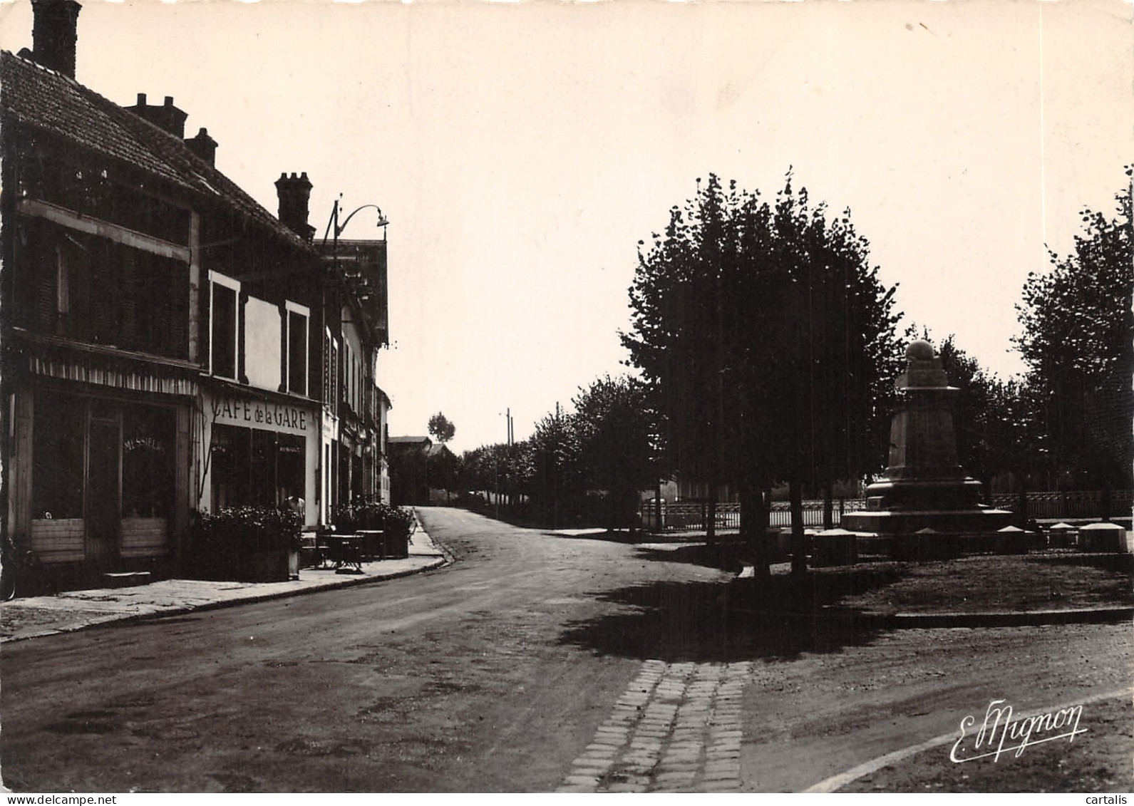 77-SOUPPES SUR LOING-N 593-D/0075 - Souppes Sur Loing