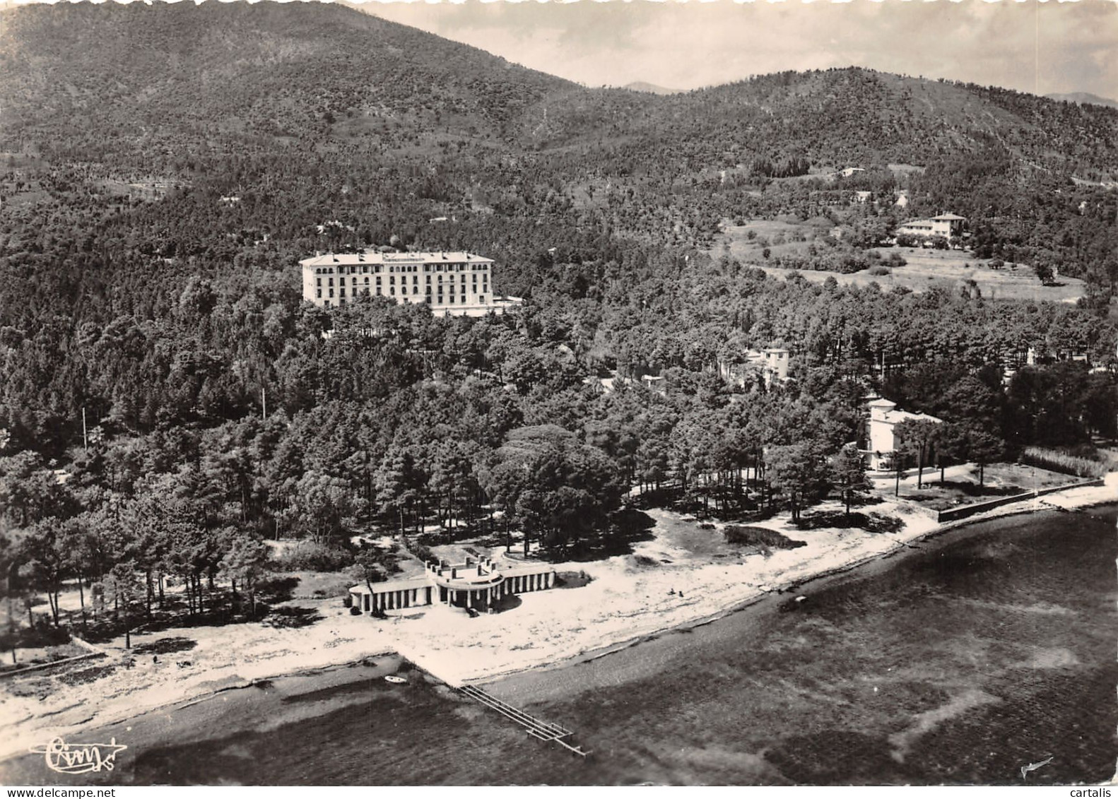 83-SAINTE MAXIME-LE GOLFE HOTEL-N 594-C/0005 - Sainte-Maxime