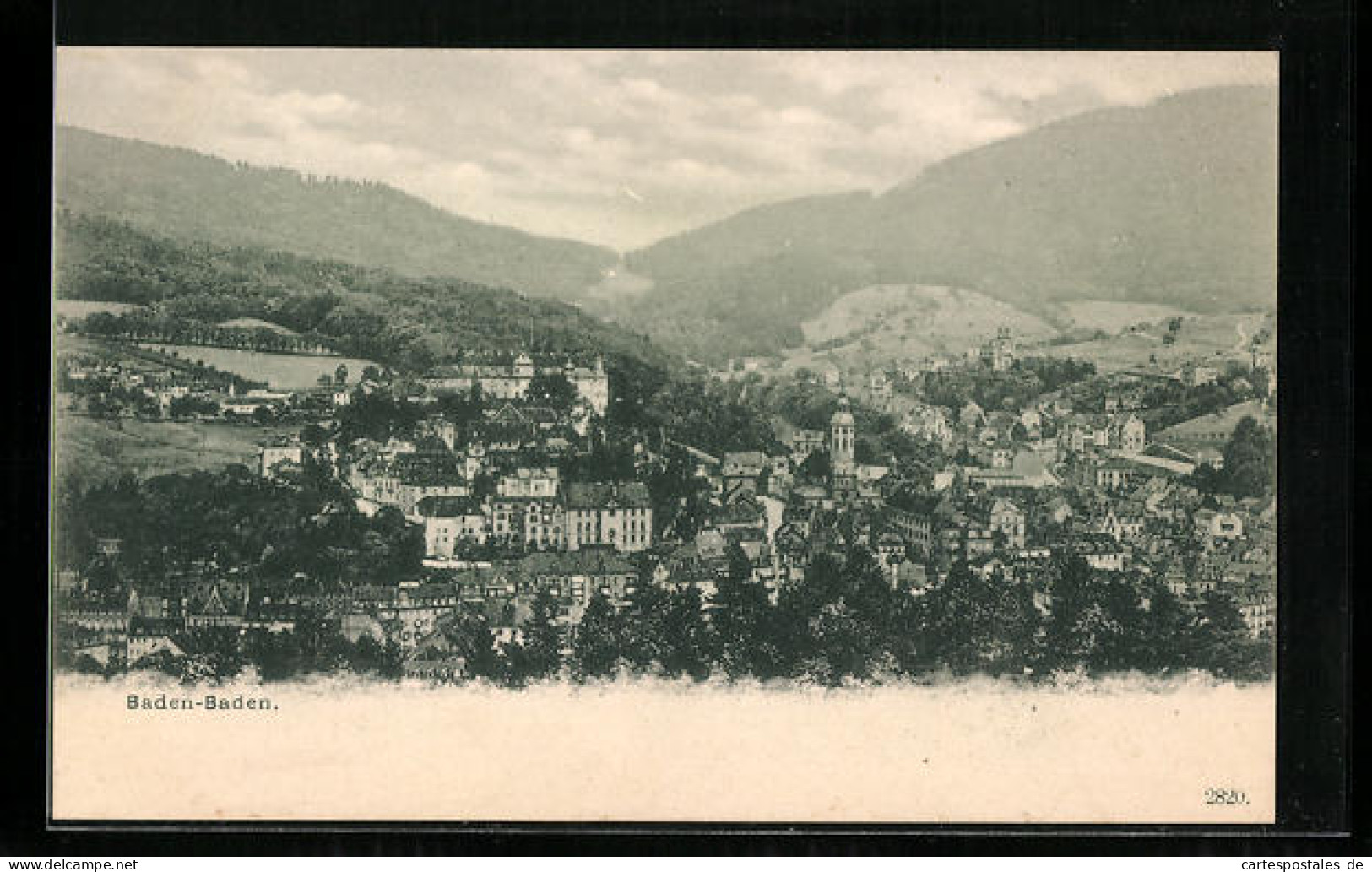 AK Baden-Baden, Ortsansicht Mit Bergen  - Baden-Baden