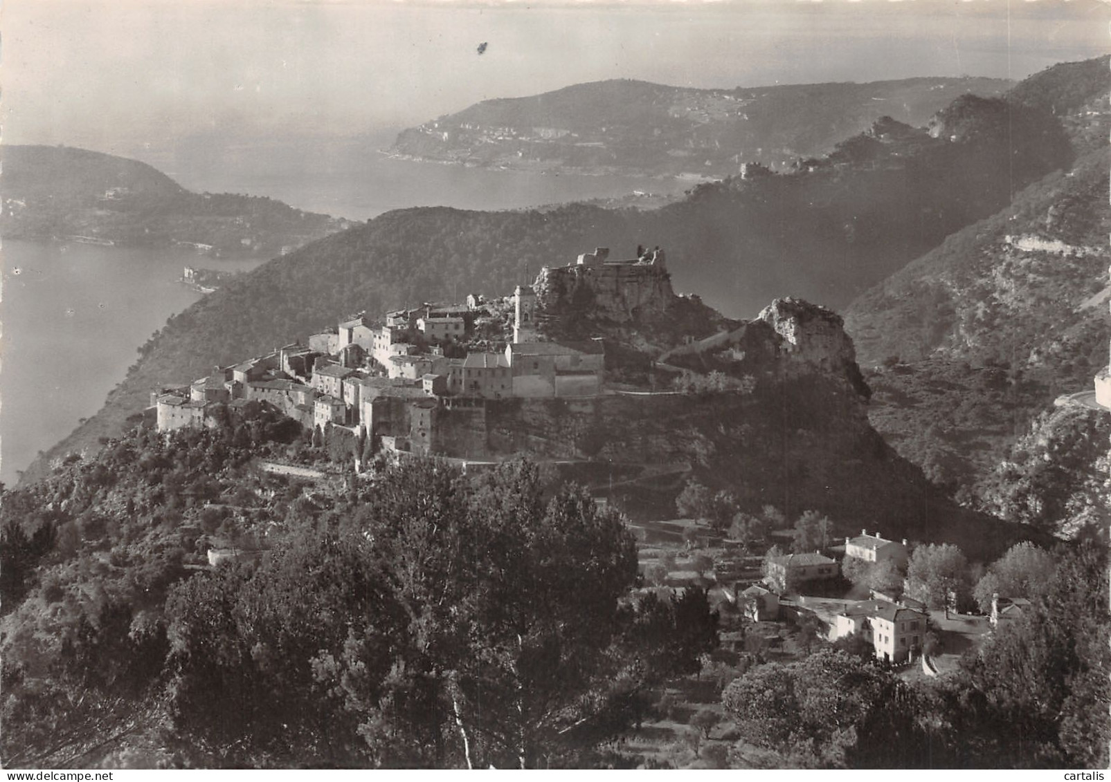 06-EZE-N 596-C/0047 - Eze