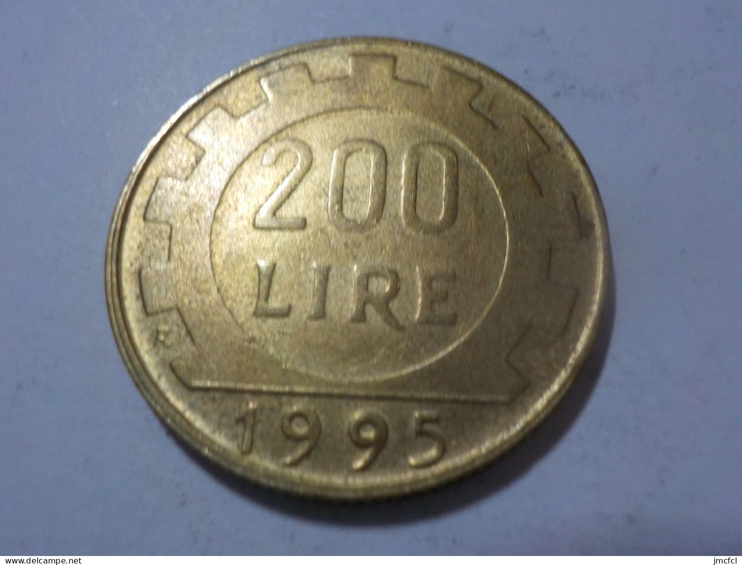 ITALIE  1995    200 Lire - 200 Lire