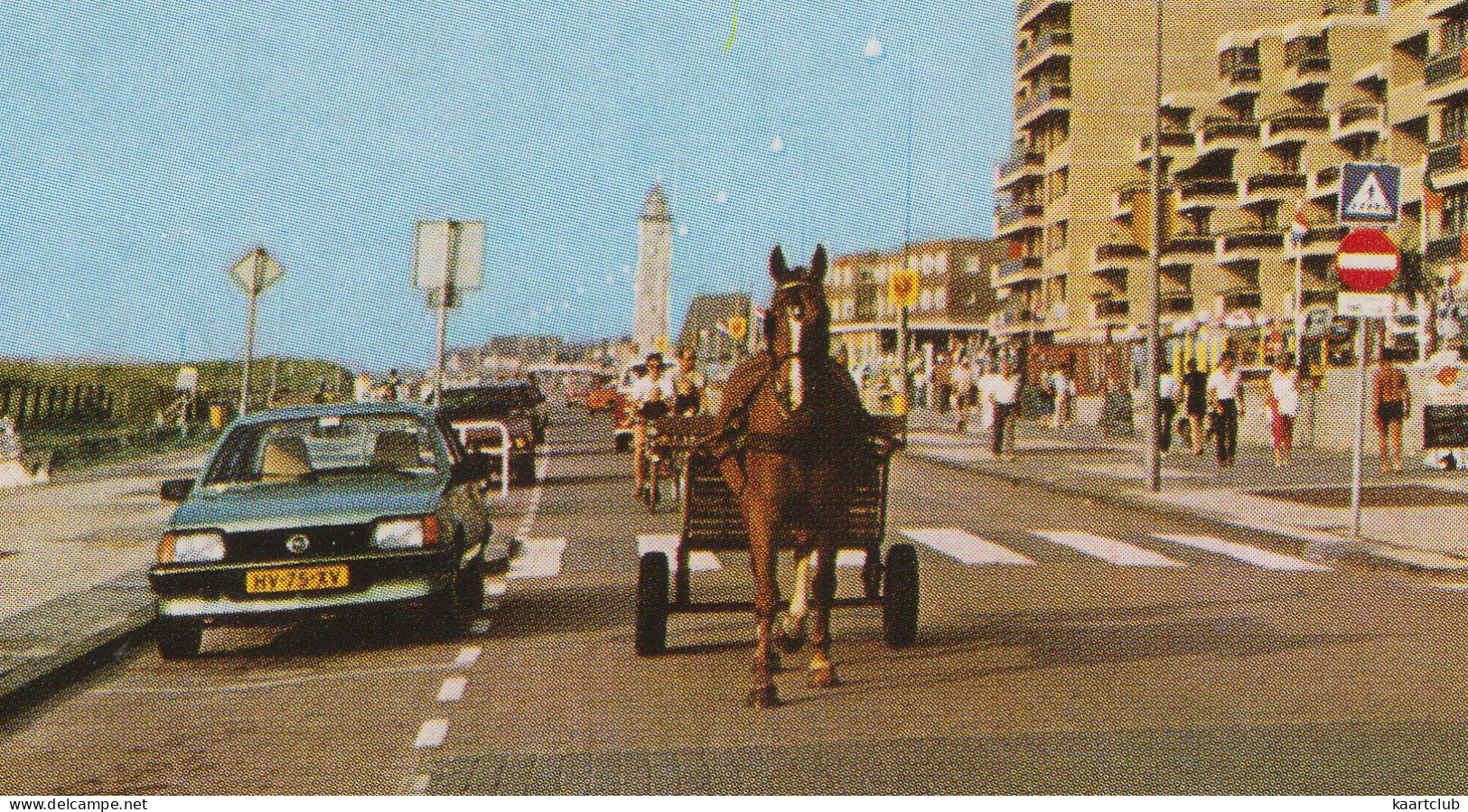 Noordwijk Aan Zee: OPEL ASCONA C, VOLVO 145 - Paard/Kar - Horse/ Cart - Brasserie 'Bon-Bon' - (Holland) - Passenger Cars