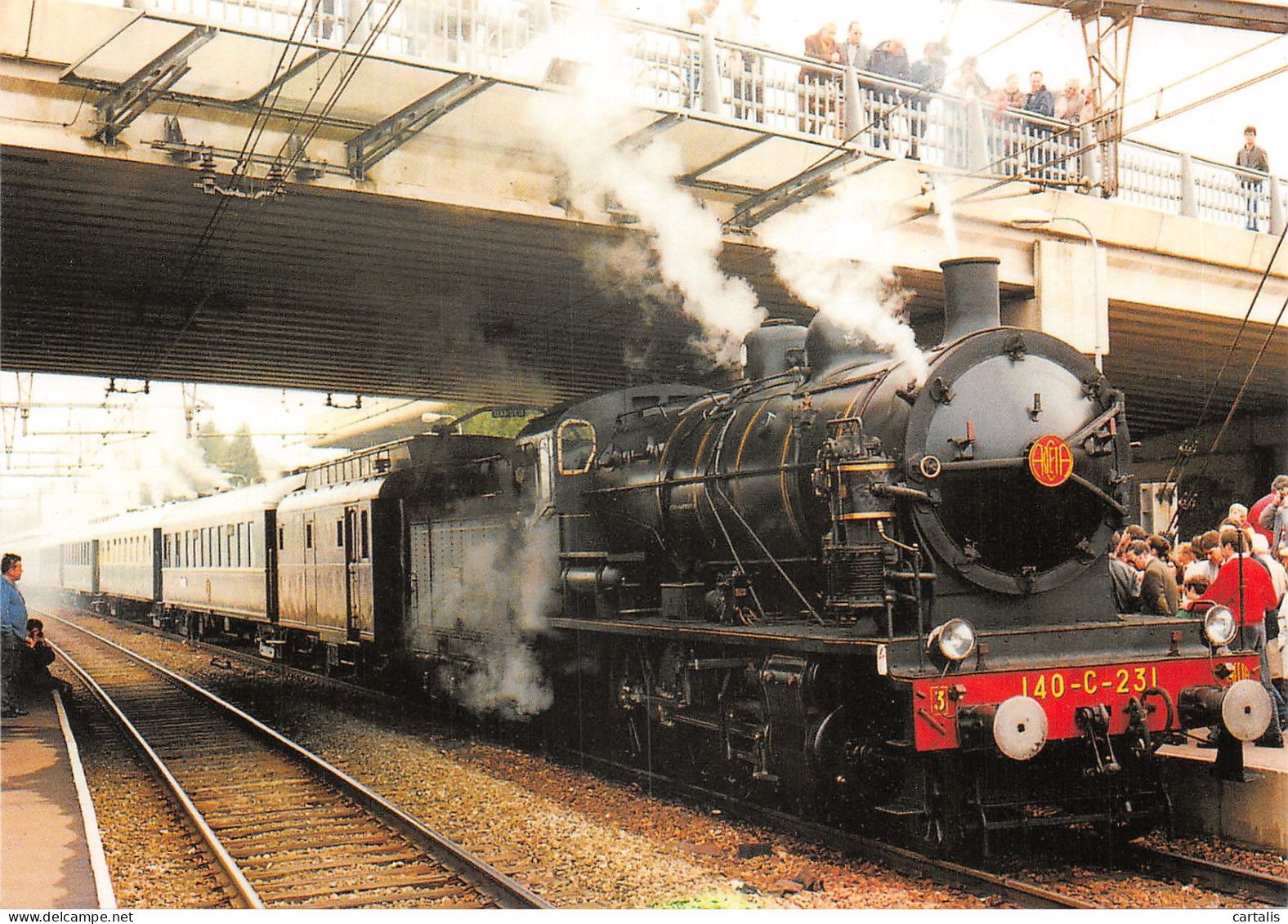 28-CHARTRES-LA GARE-TRAINS-N 598-D/0251 - Chartres