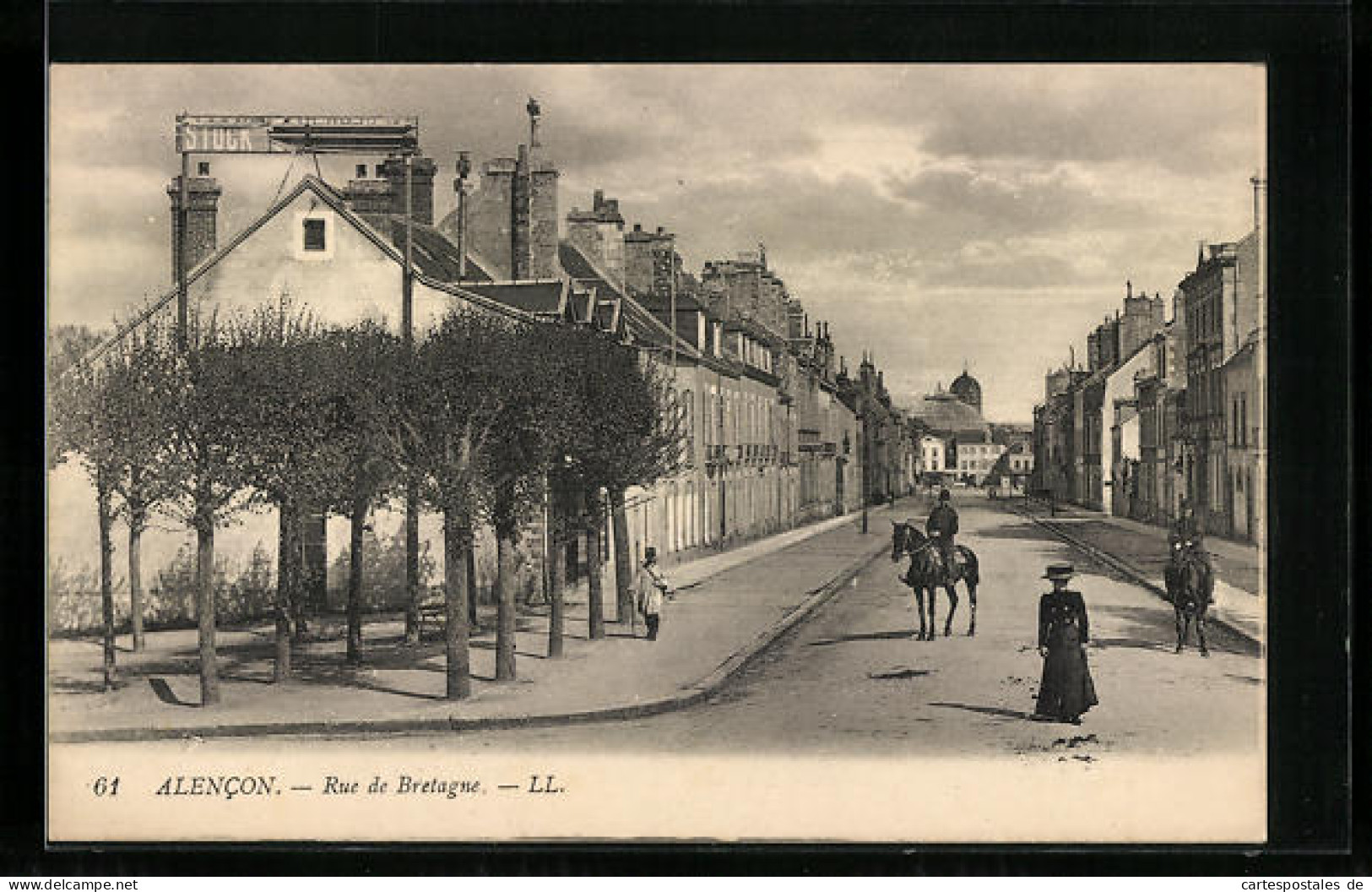 CPA Alencon, Rue De Bretagne, Vue De La Rue  - Alencon