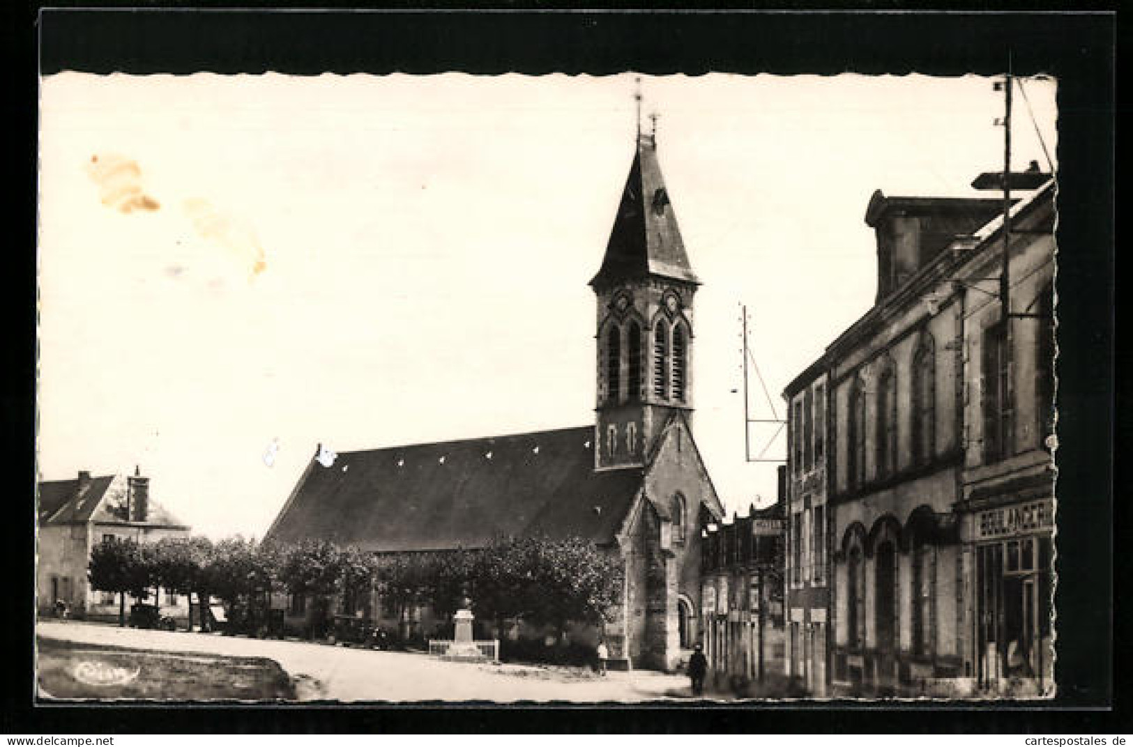 CPA Pervenchères, Place De L`Eglise  - Other & Unclassified