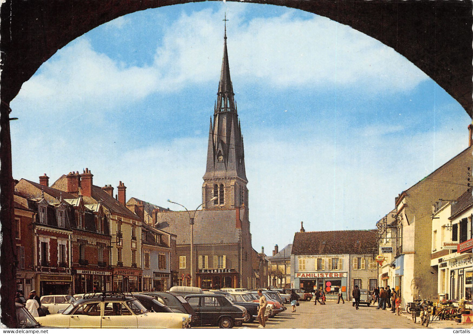 45-BEAUNE LA ROLANDE-N 601-A/0033 - Beaune-la-Rolande