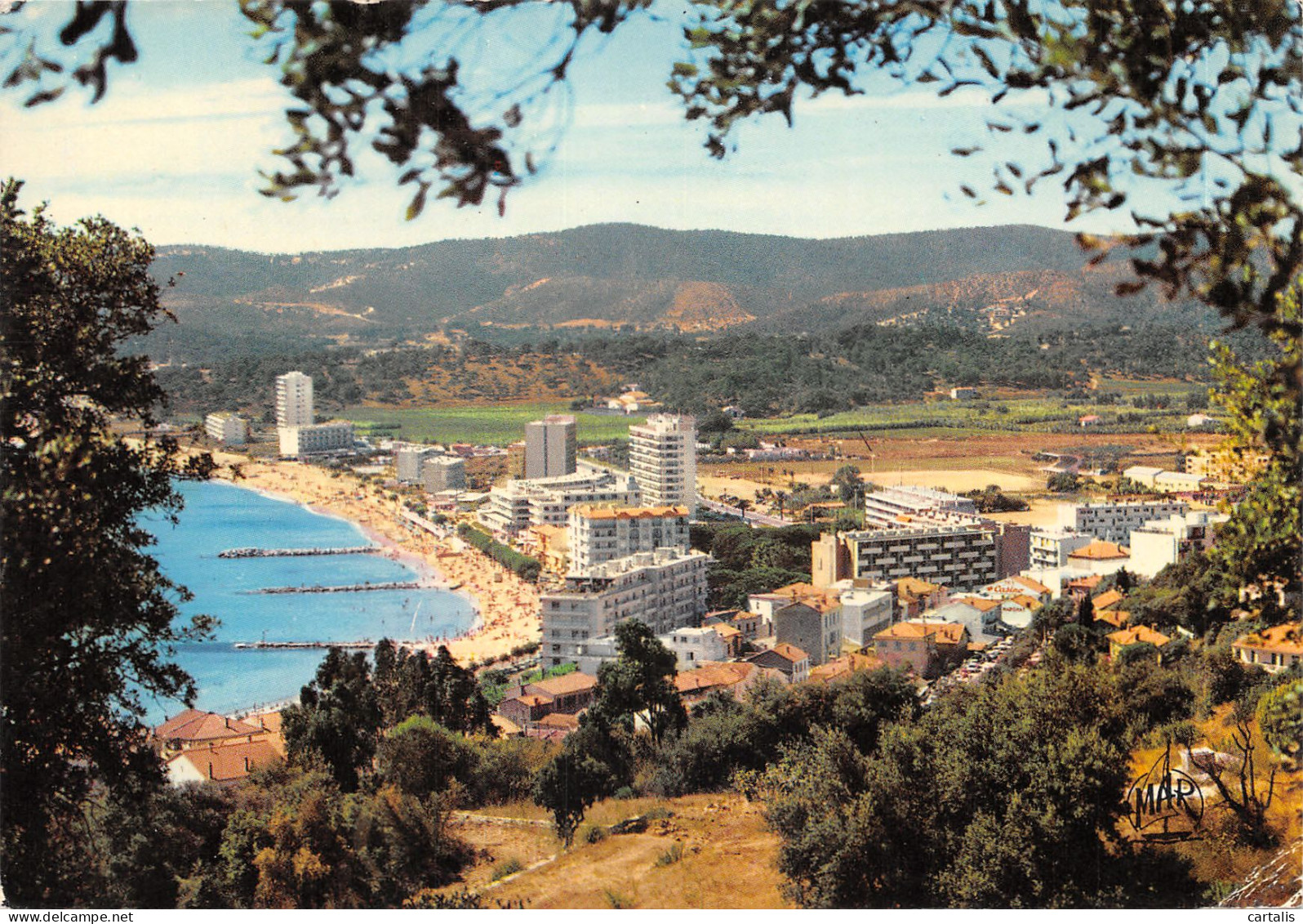 83-LE LAVANDOU-N 605-B/0041 - Le Lavandou