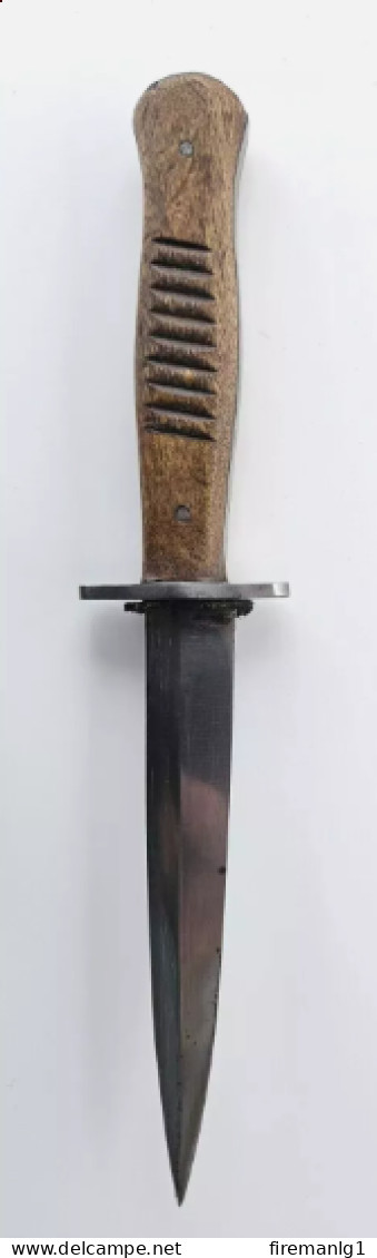 WW1 German Trench / Boot Knife With Scabbard