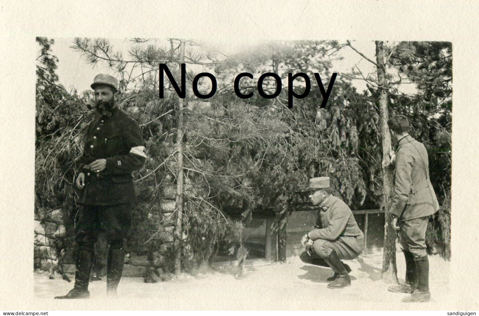 PHOTO FRANCAISE - POILU ET POSTE DE SECOURS SOUS CAMOUFLAGE A VALMY PRES DE SOMME BIONNE - HANS MARNE GUERRE 1914 1918 - War, Military