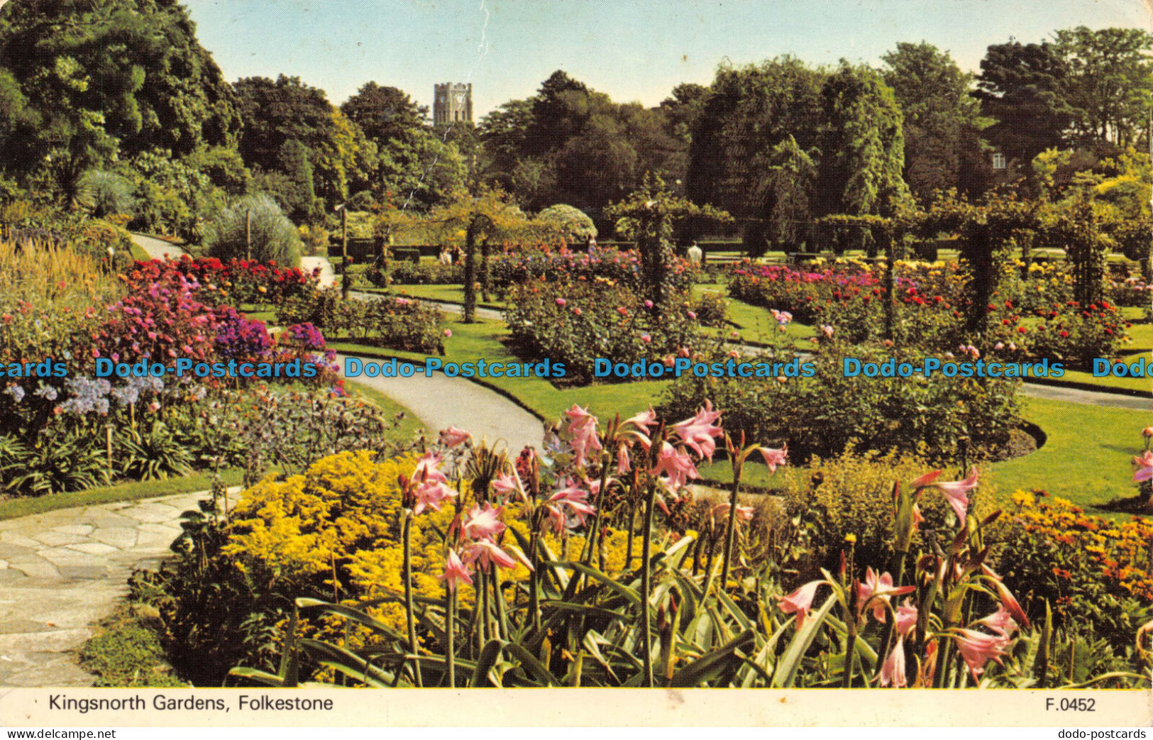 R068265 Kingsnorth Gardens. Folkestone. Dennis - Monde