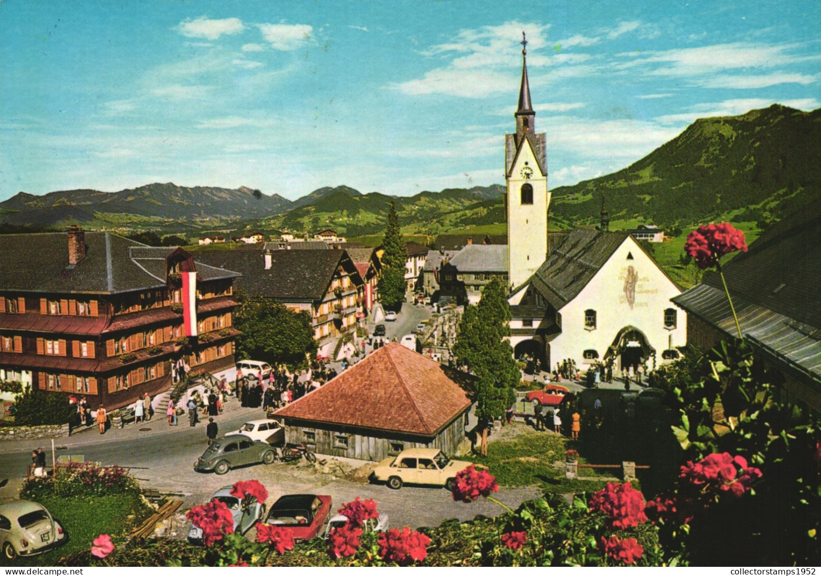 SCHWARZENBERG, BREGENZERWALD, ARCHITECTURE, CHURCH, CARS, FLAG, TOWER, VORARLBERG, AUSTRIA, POSTCARD - Bregenzerwaldorte