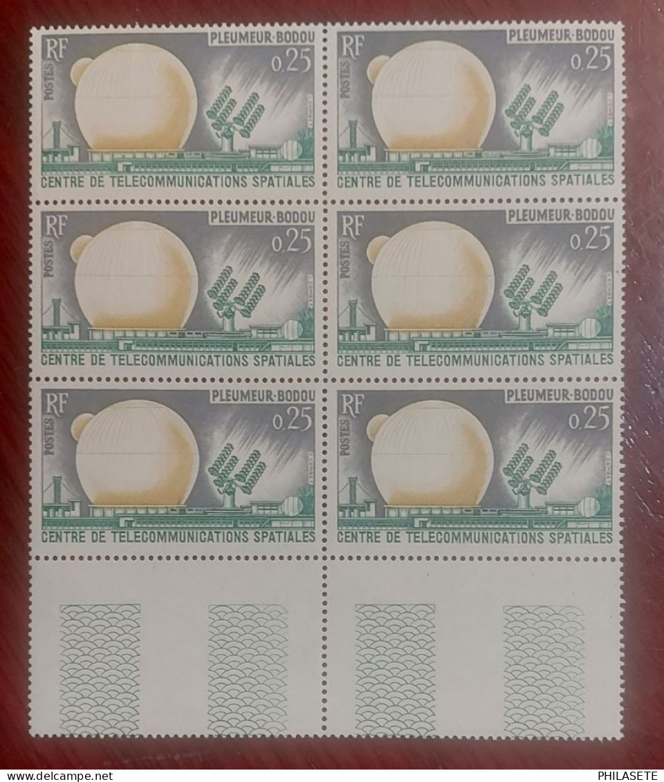 France  Neufs N** Bloc De 6 Timbres YT N° 1360 Centre De Communication Spatiale  De Pleur Bodou - Mint/Hinged