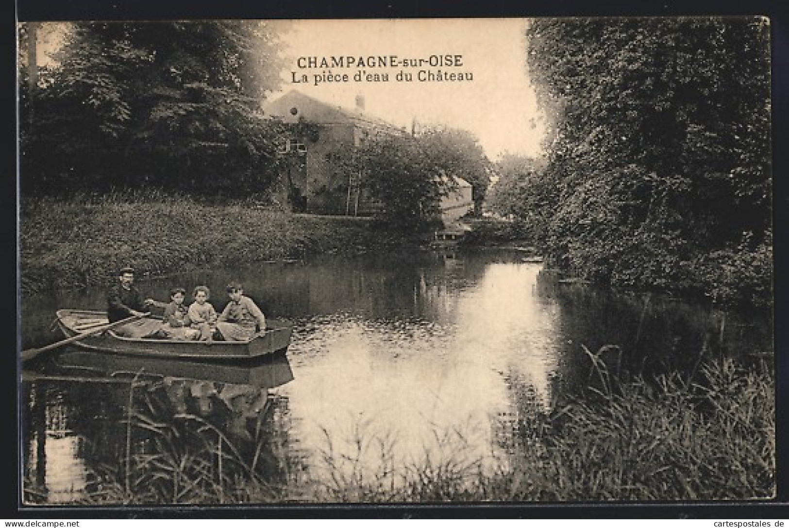 CPA Champagne-sur-Oise, La Pièce D`eau Du Chateau  - Champagne Sur Oise