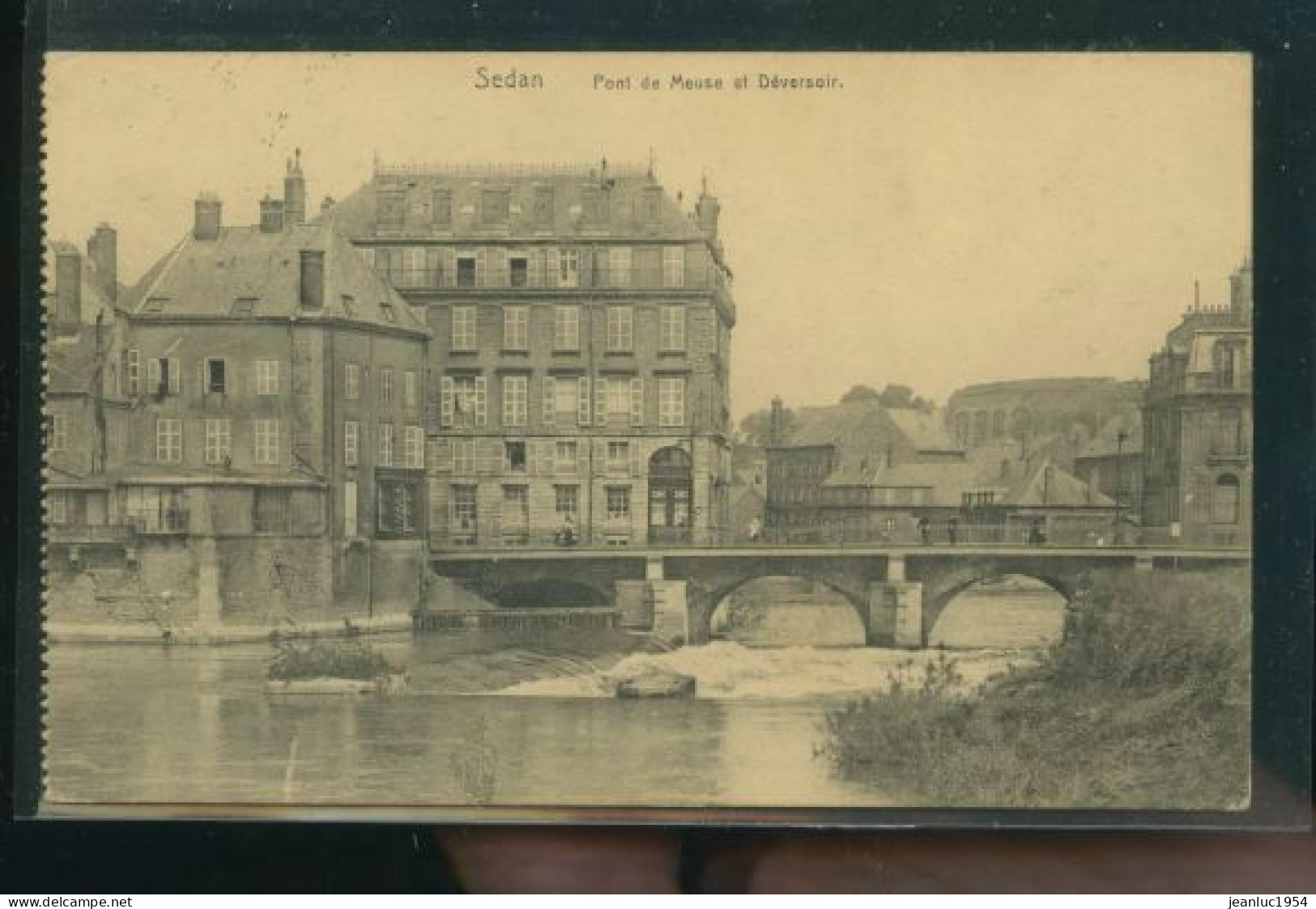 SEDAN PONT DE LA MEUSE    CP ALLEMANDE  ( MES PHOTOS NE SONT PAS JAUNES ) - Sedan