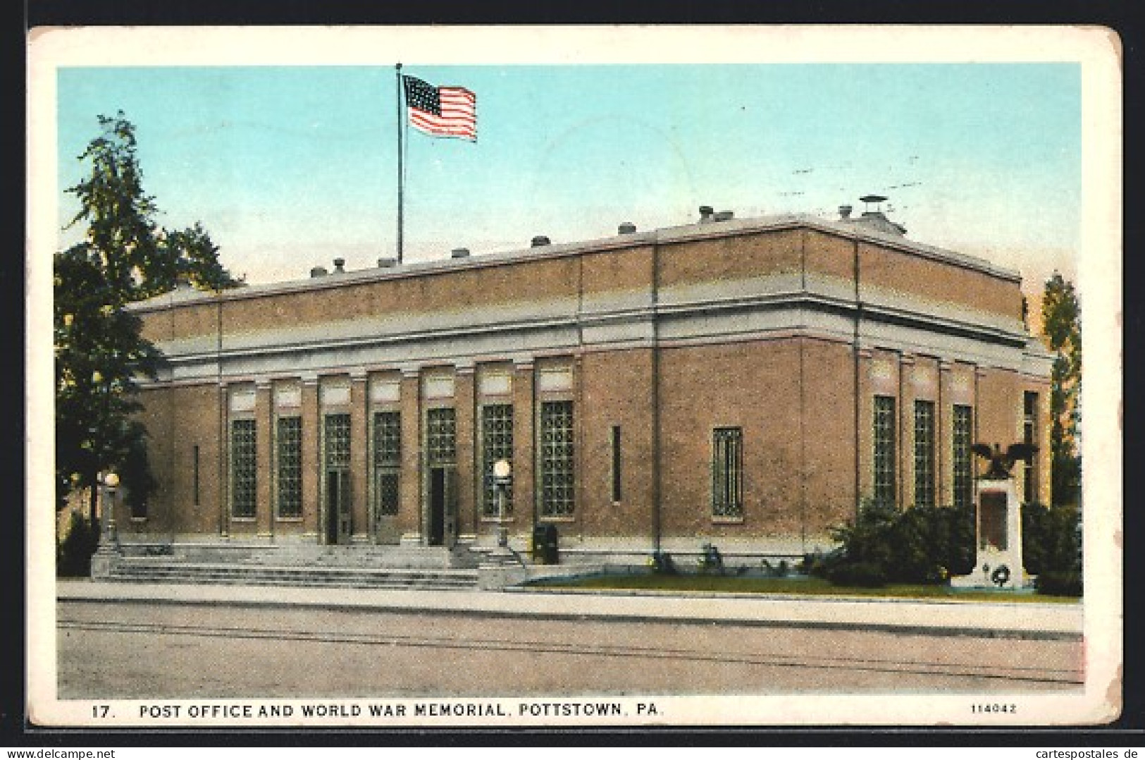 AK Pottstown, PA, Post Office And World War Memorial  - Andere & Zonder Classificatie
