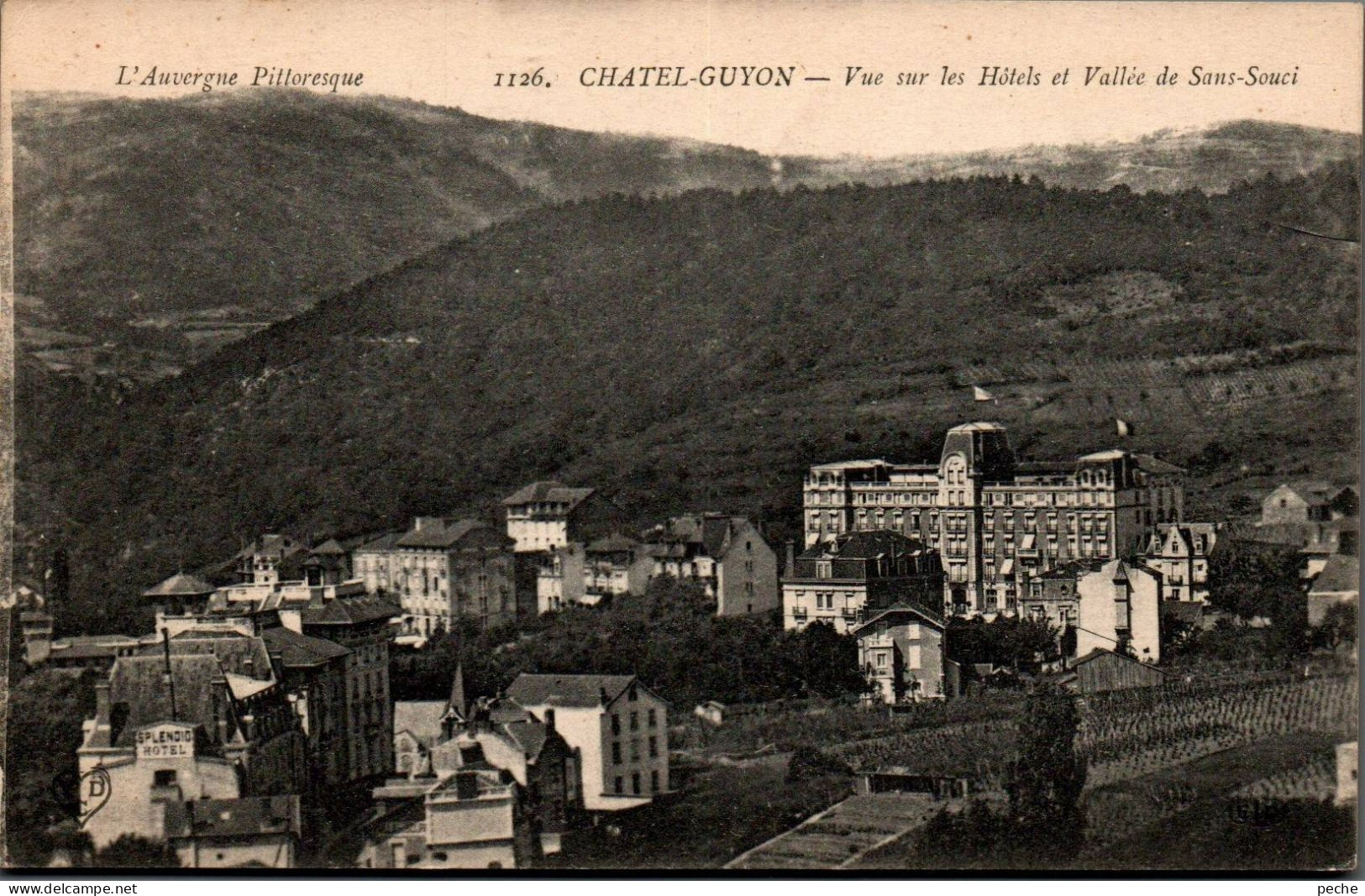 N°3003 W -cpa Chatel Guyon -vue Sur Les Hôtels- - Châtel-Guyon