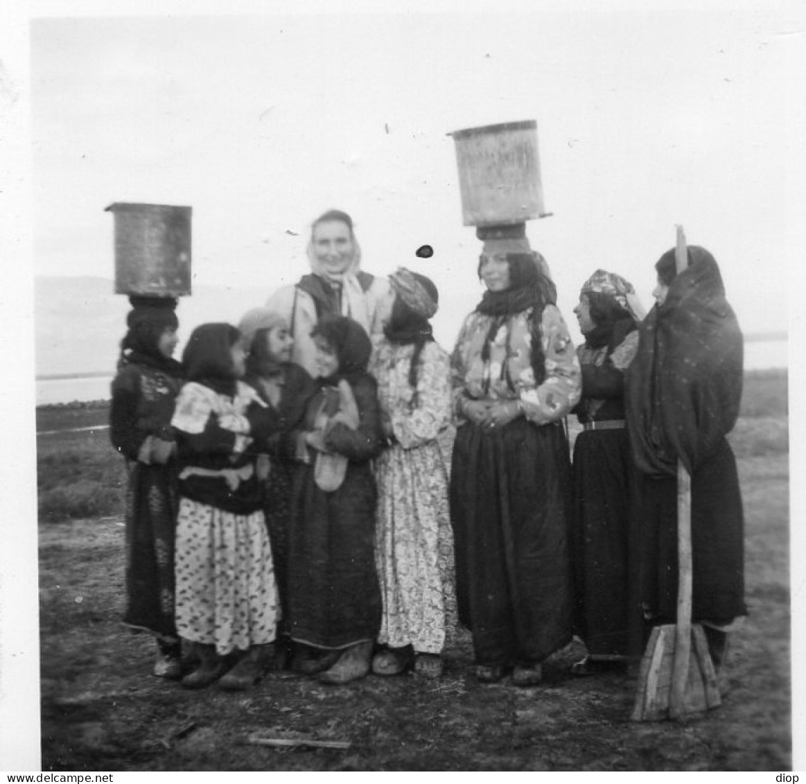 Photographie Vintage Photo Snapshot Syrie Syria Gaab Porteuse - Africa