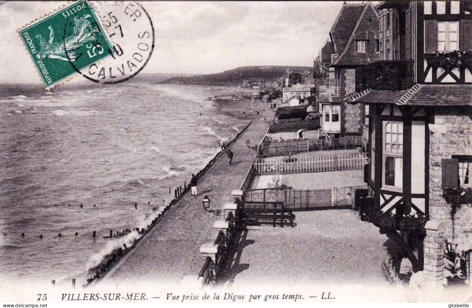 14 - Calvados -  VILLERS  Sur MER  -  Vue Prise De La Digue Par Gros Temps - Villers Sur Mer