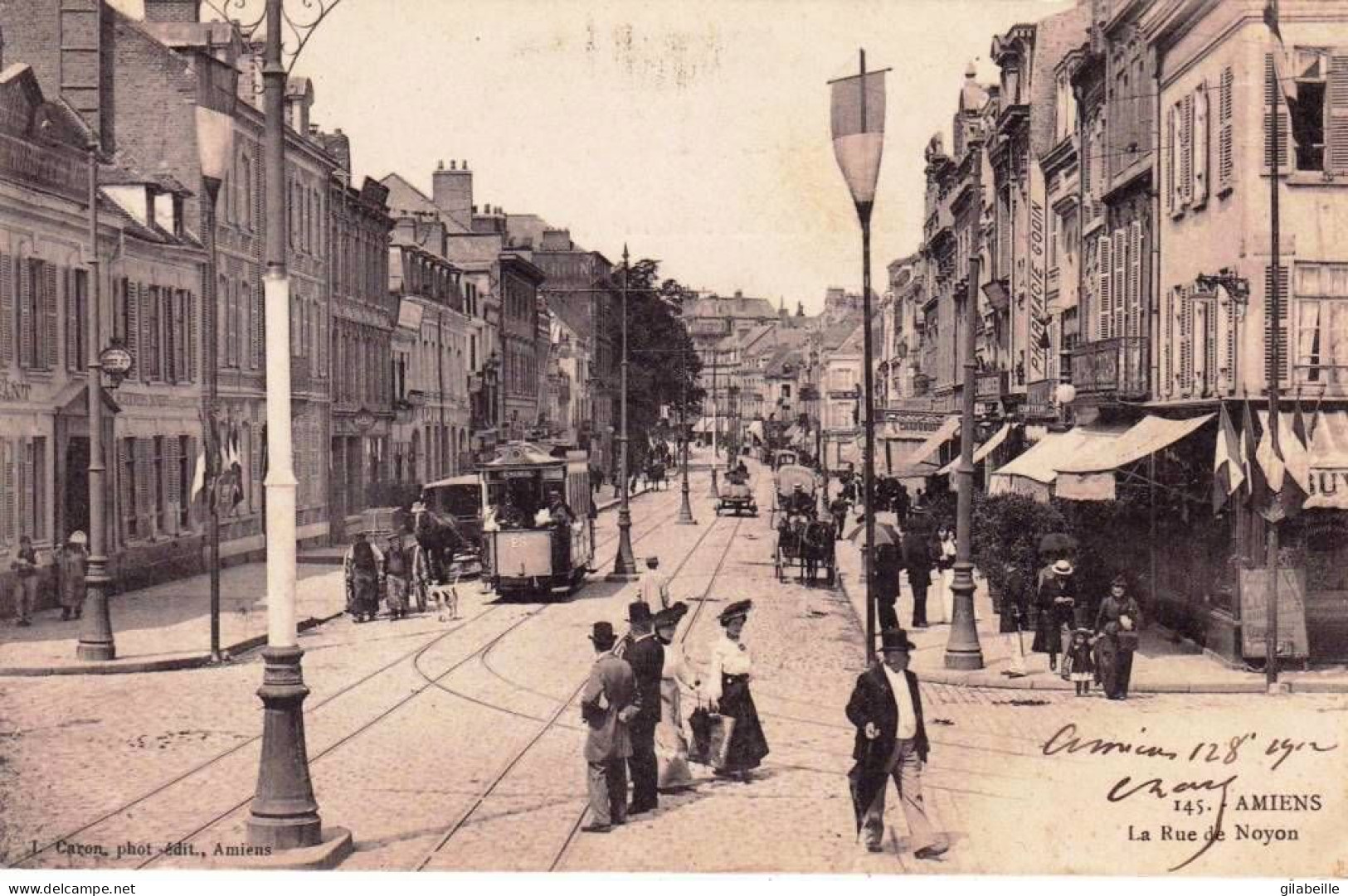 80 - Somme - AMIENS -  La Rue De Noyon - Amiens