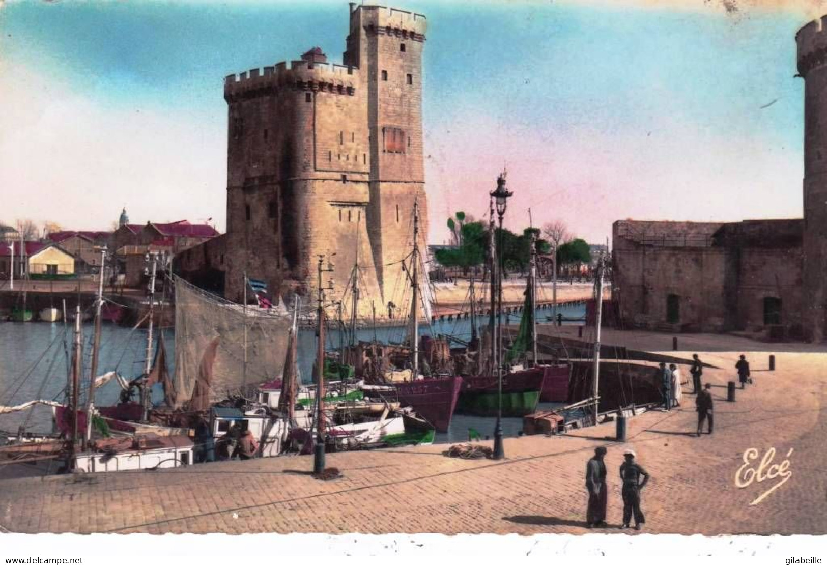 17 - Charente Maritime -  LA ROCHELLE -  Un Coin Du Port Et La Tour St Nicolas - La Rochelle