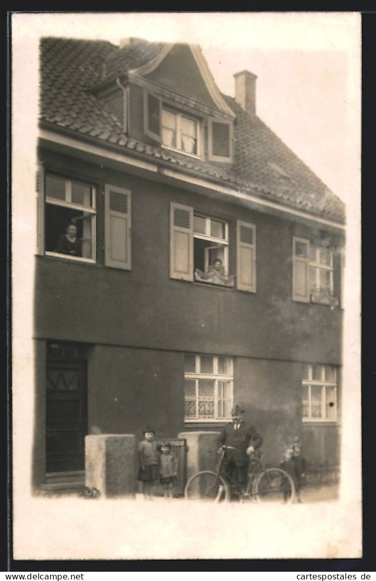 Foto-AK Osterfeld /Oberhausen, Haus Waisenhausstrasse 45 Mit Bewohner-Familie, 1926  - Oberhausen