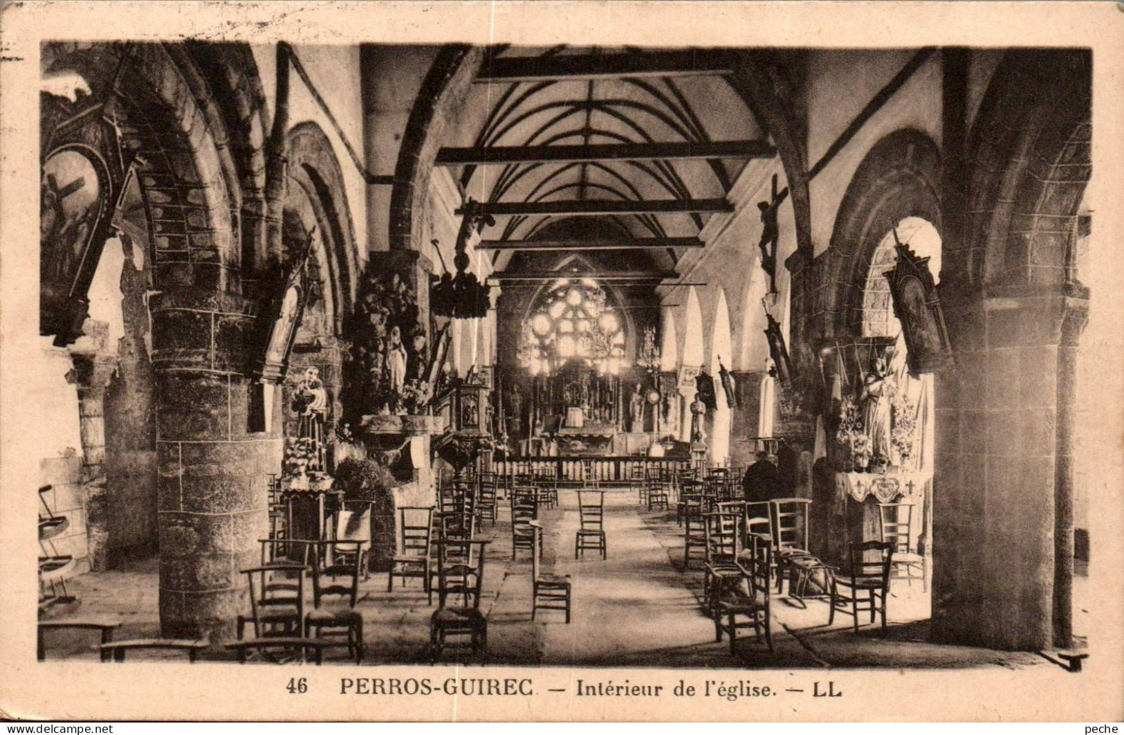 N°3025 W -cpa Perros Guirec -intérieur De L'église- - Perros-Guirec
