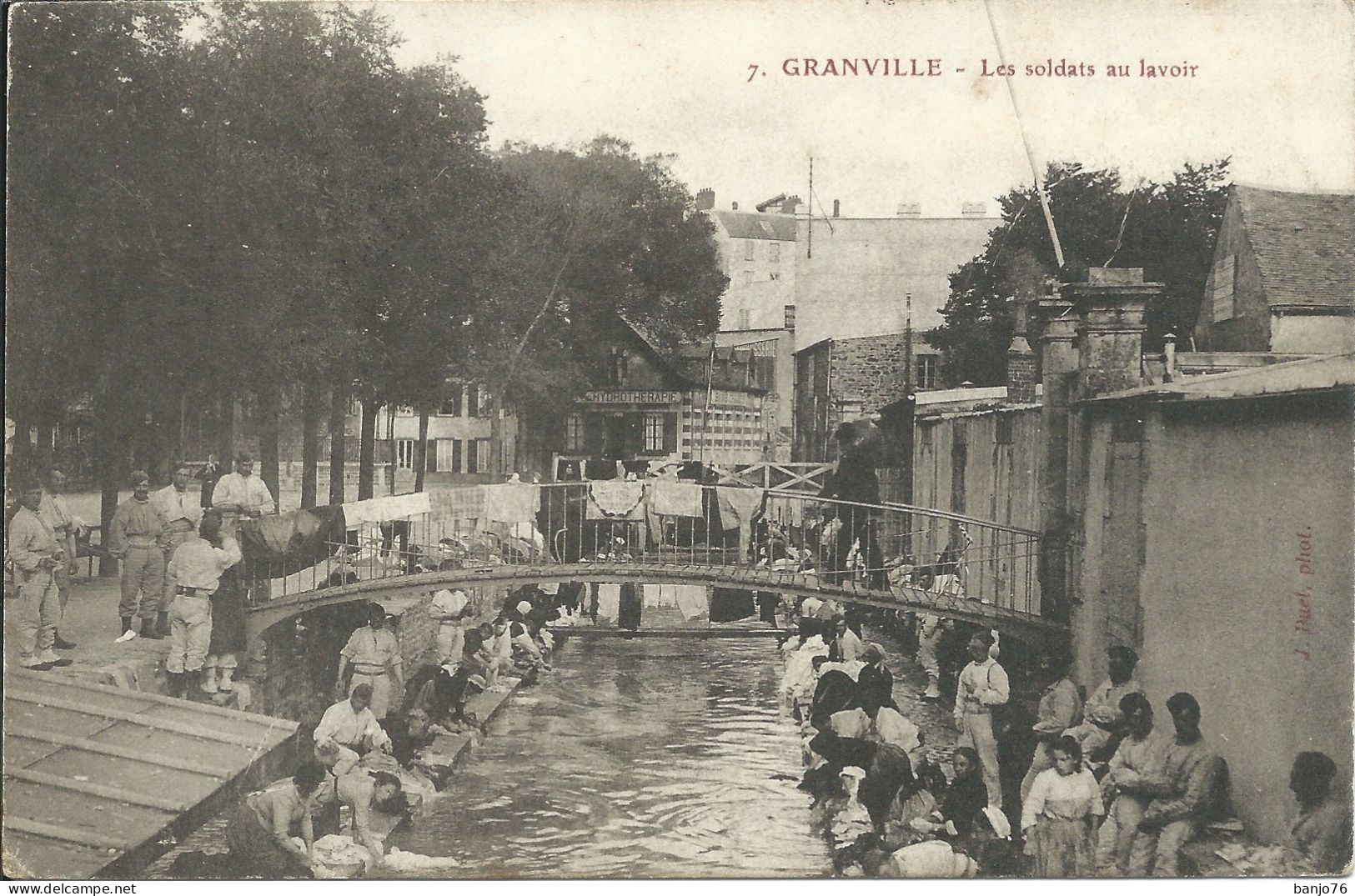 Granville (50) - Les Soldats Au Lavoir - Granville