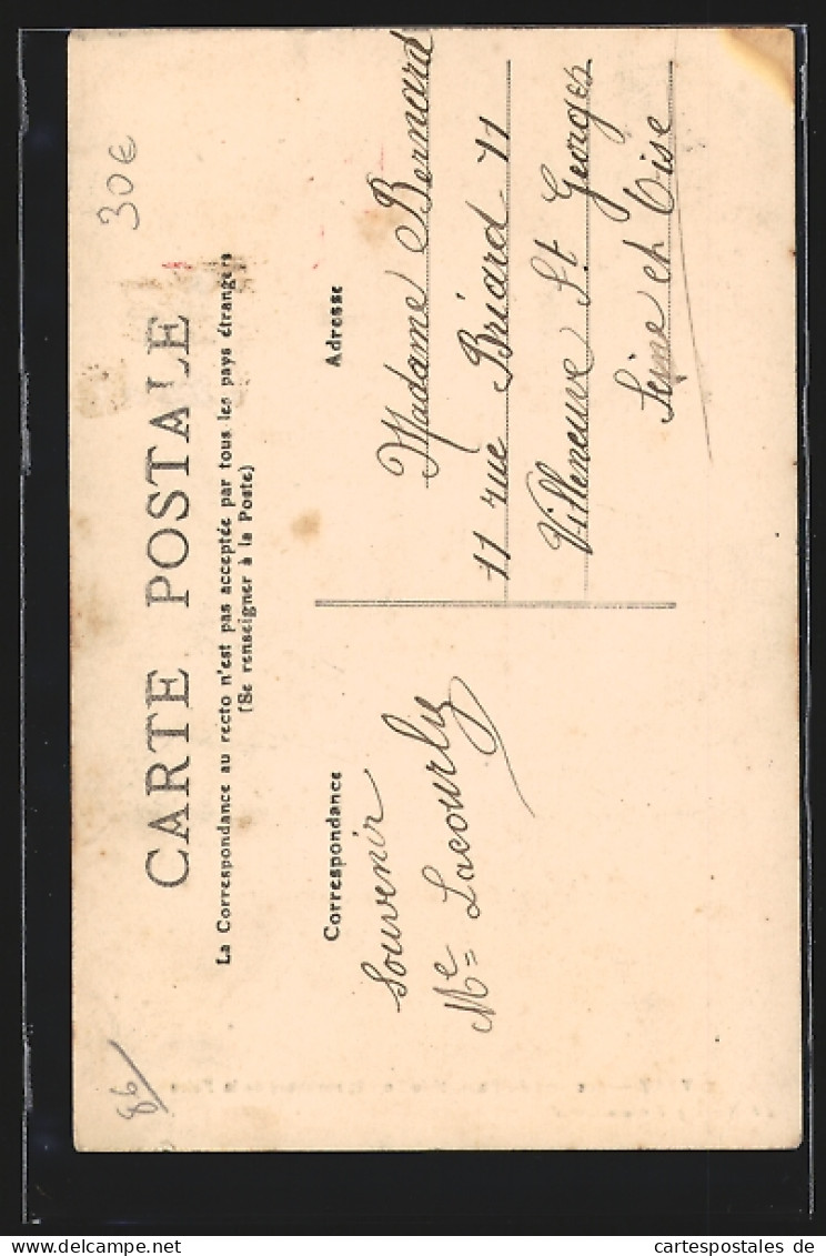 CPA Civray, Costume Du Pays, Mlle Sophie Revenant De La Foire  - Unclassified